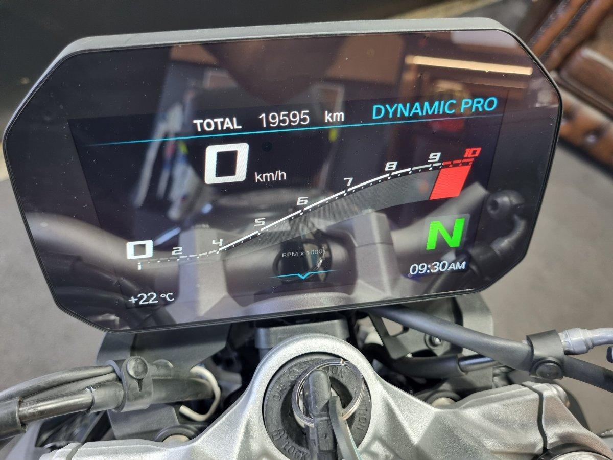 2021 BMW F 900 R ROAD