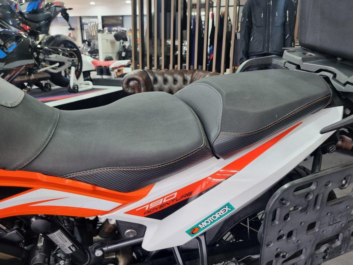 2019 KTM KTM 790 ADVENTURE DUAL SPORTS