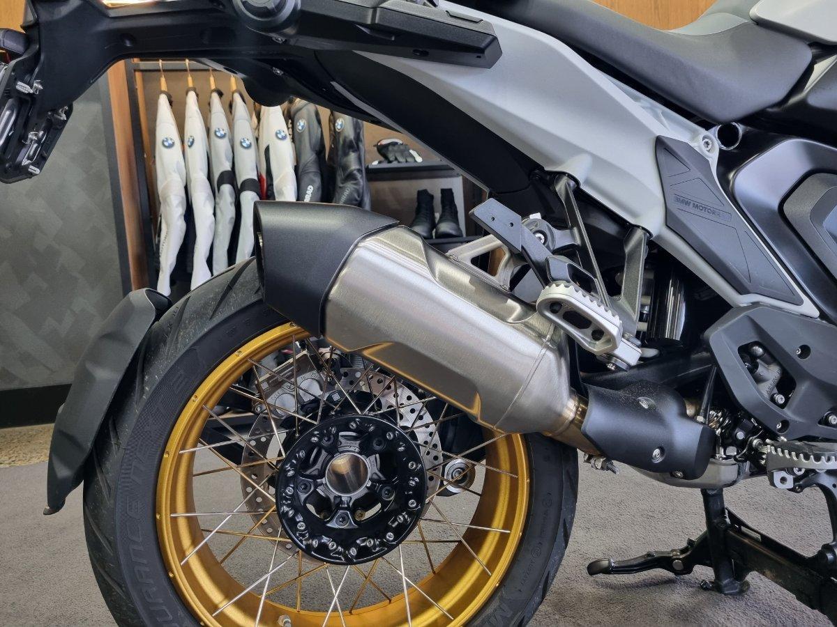 2026 BMW R 1300 GS TROPHY DUAL SPORTS