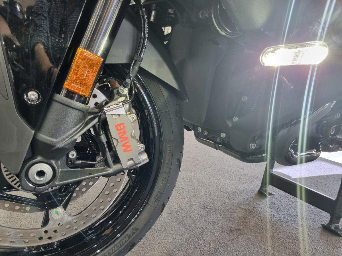 2026 BMW R 1300 RT TRIPLE BLACK TOURER