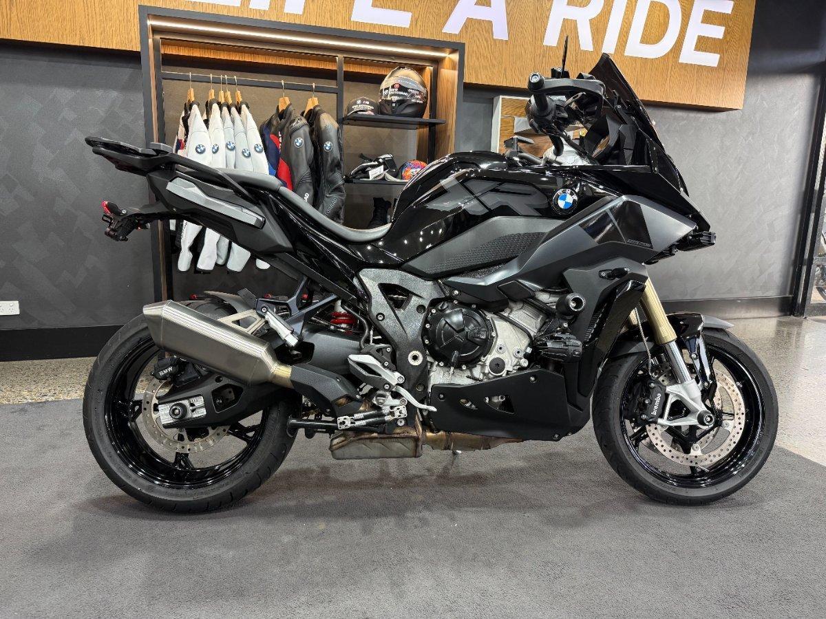 2023 BMW S 1000 XR TRIPLE BLACK DUAL SPORTS