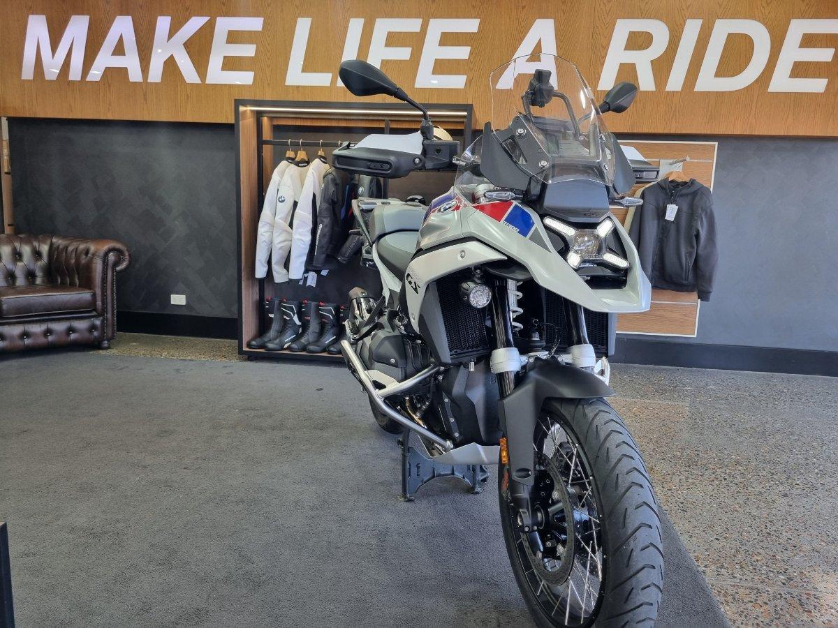 2026 BMW R 1300 GS TROPHY DUAL SPORTS