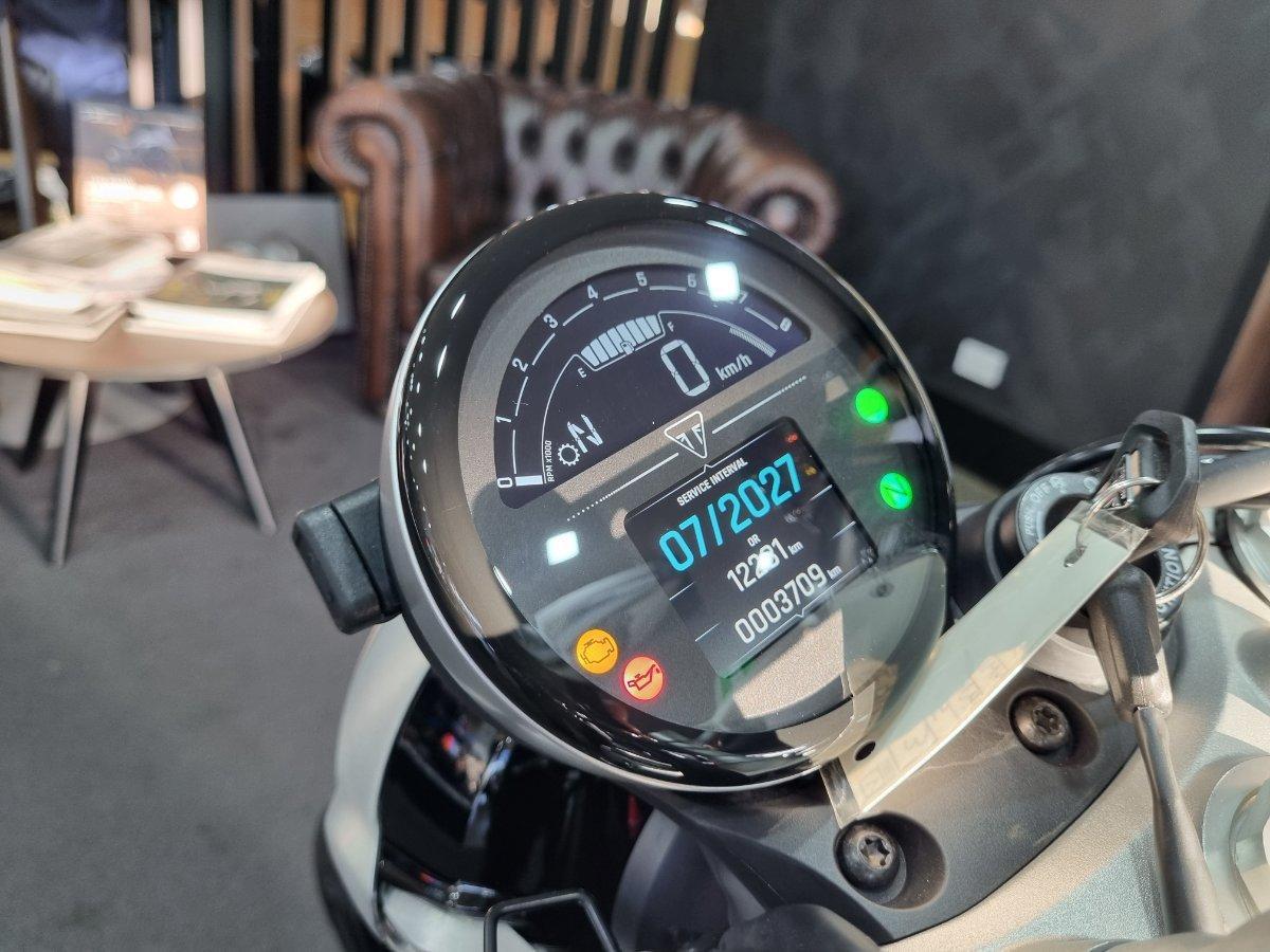2025 TRIUMPH BONNEVILLE SPEED TWIN 1200 ROAD