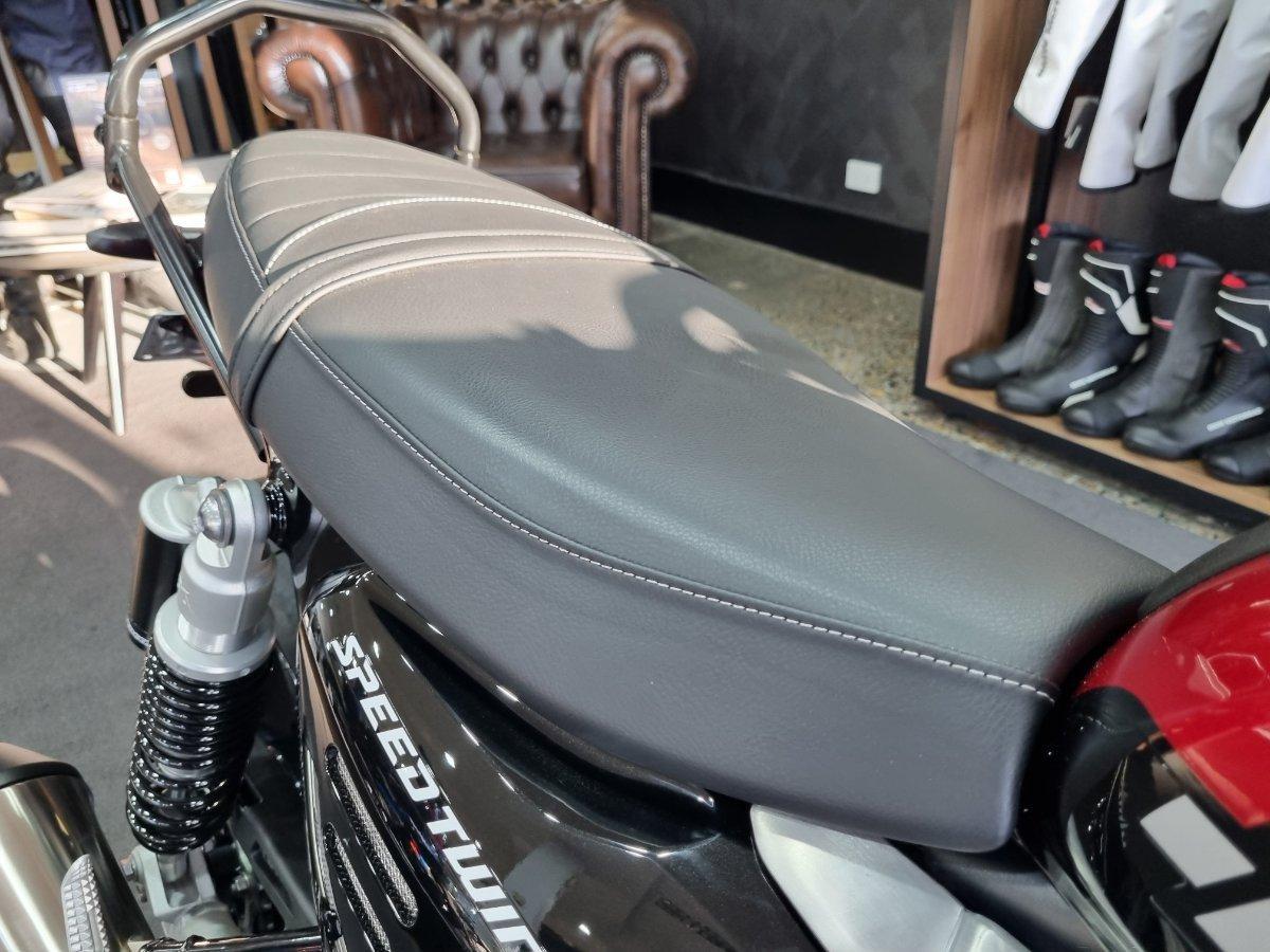 2025 TRIUMPH BONNEVILLE SPEED TWIN 1200 ROAD