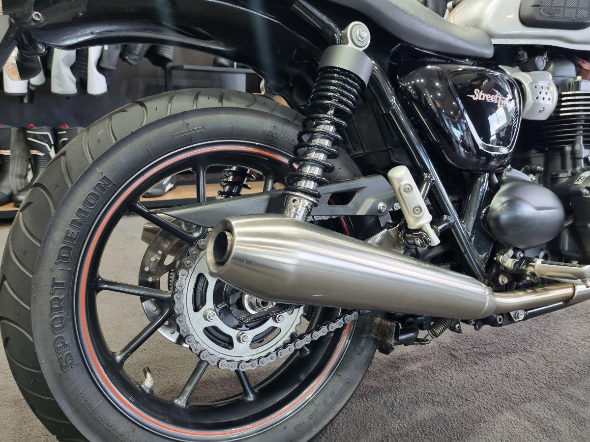 2017 TRIUMPH STREET TWIN ROAD