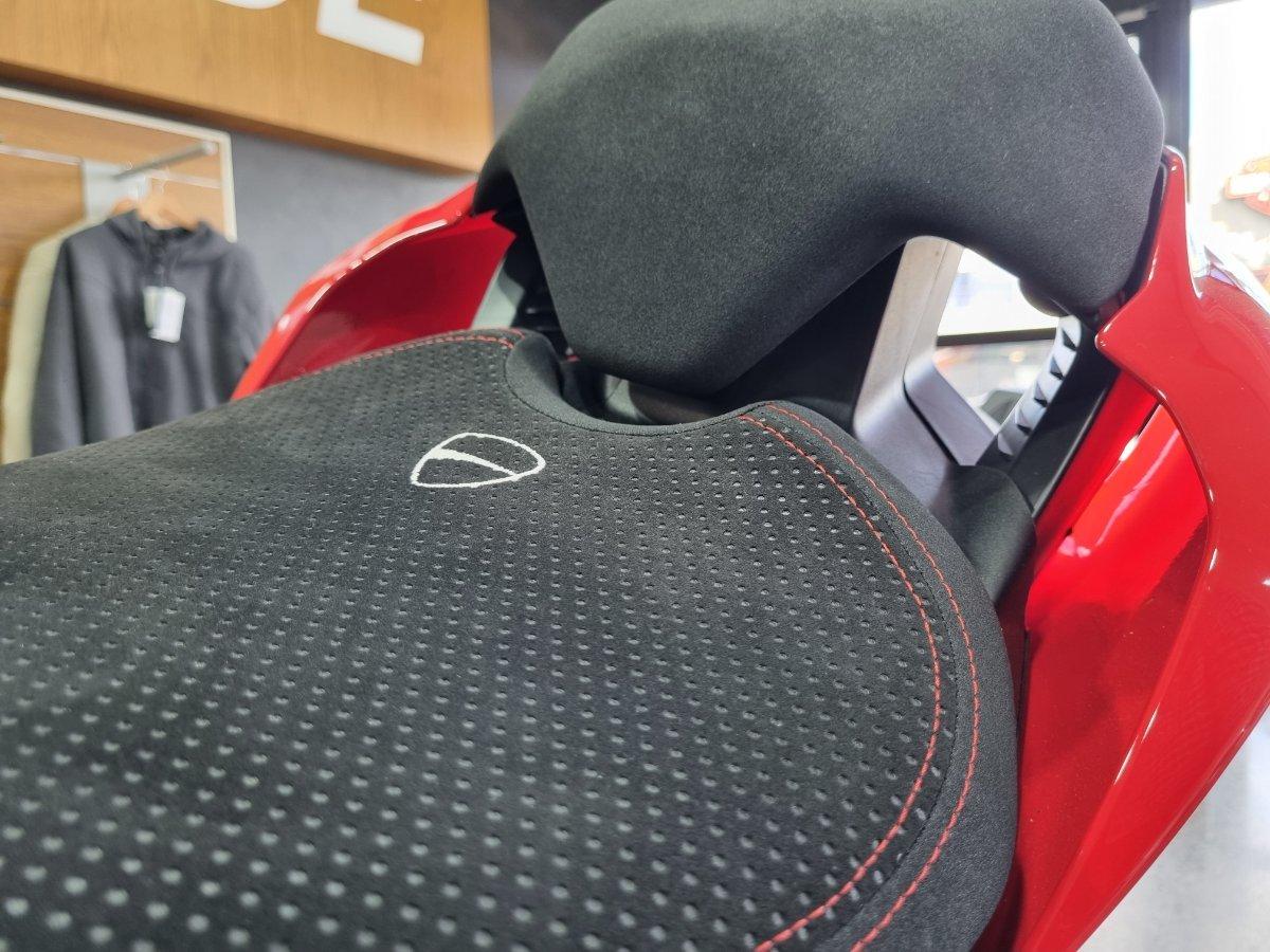 2021 DUCATI PANIGALE V2 SPORTS