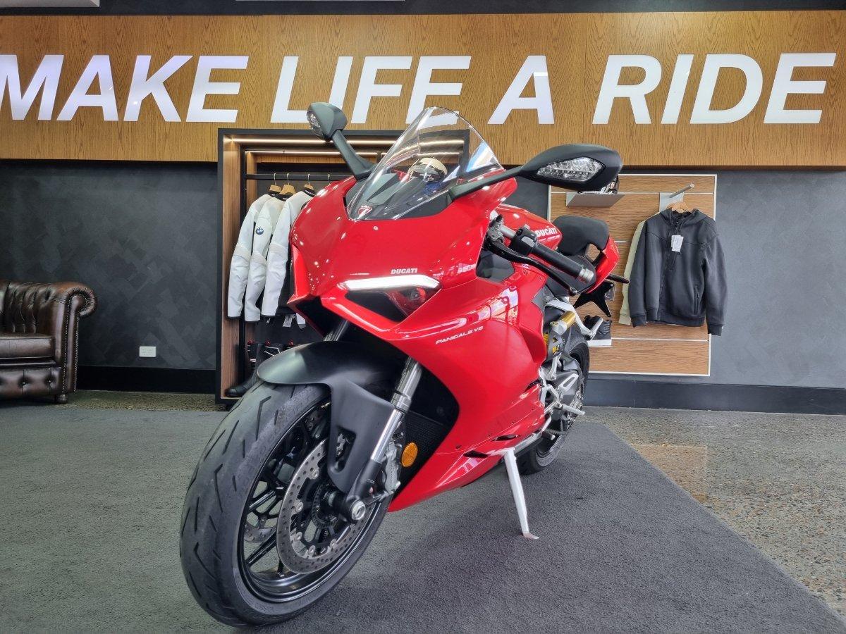 2021 DUCATI PANIGALE V2 SPORTS