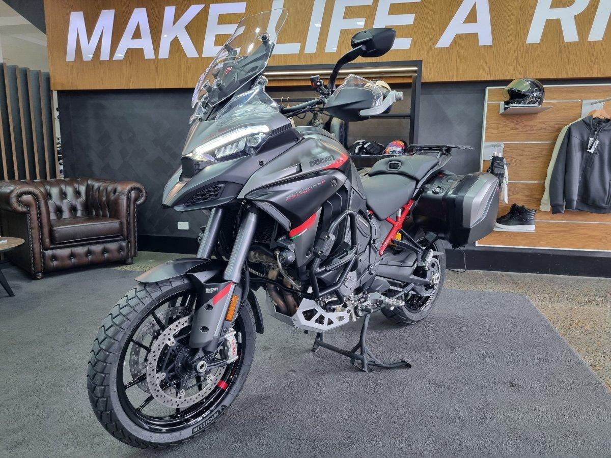 2024 DUCATI MULTISTRADA V4 S GRAND TOUR DUAL SPORTS