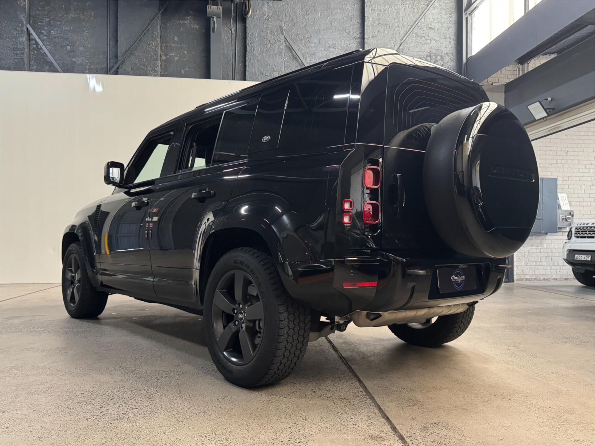 2023 LAND ROVER DEFENDER L663 MY23.5 110 P400 X-DYNAMIC HSE (294KW) 8 SP AUTOMATIC 5D WAGON