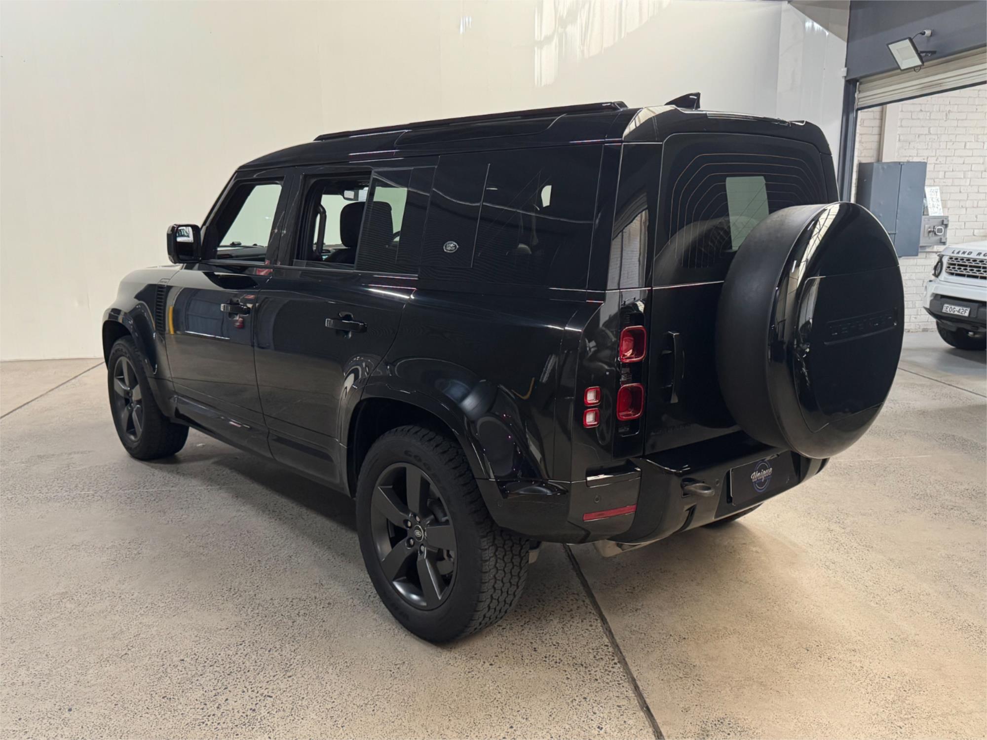 2023 LAND ROVER DEFENDER L663 MY23.5 110 P400 X-DYNAMIC HSE (294KW) 8 SP AUTOMATIC 5D WAGON