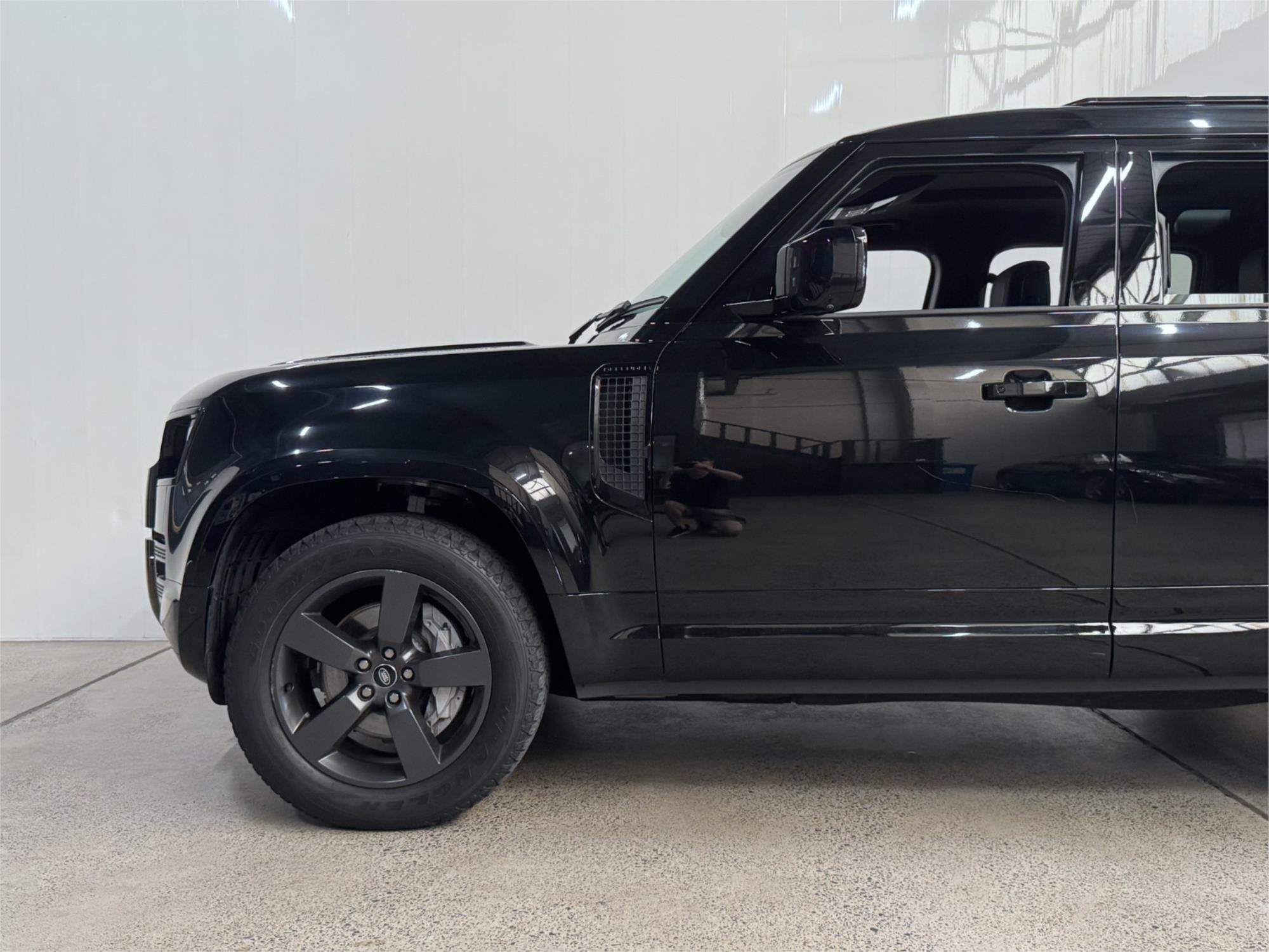 2023 LAND ROVER DEFENDER L663 MY23.5 110 P400 X-DYNAMIC HSE (294KW) 8 SP AUTOMATIC 5D WAGON