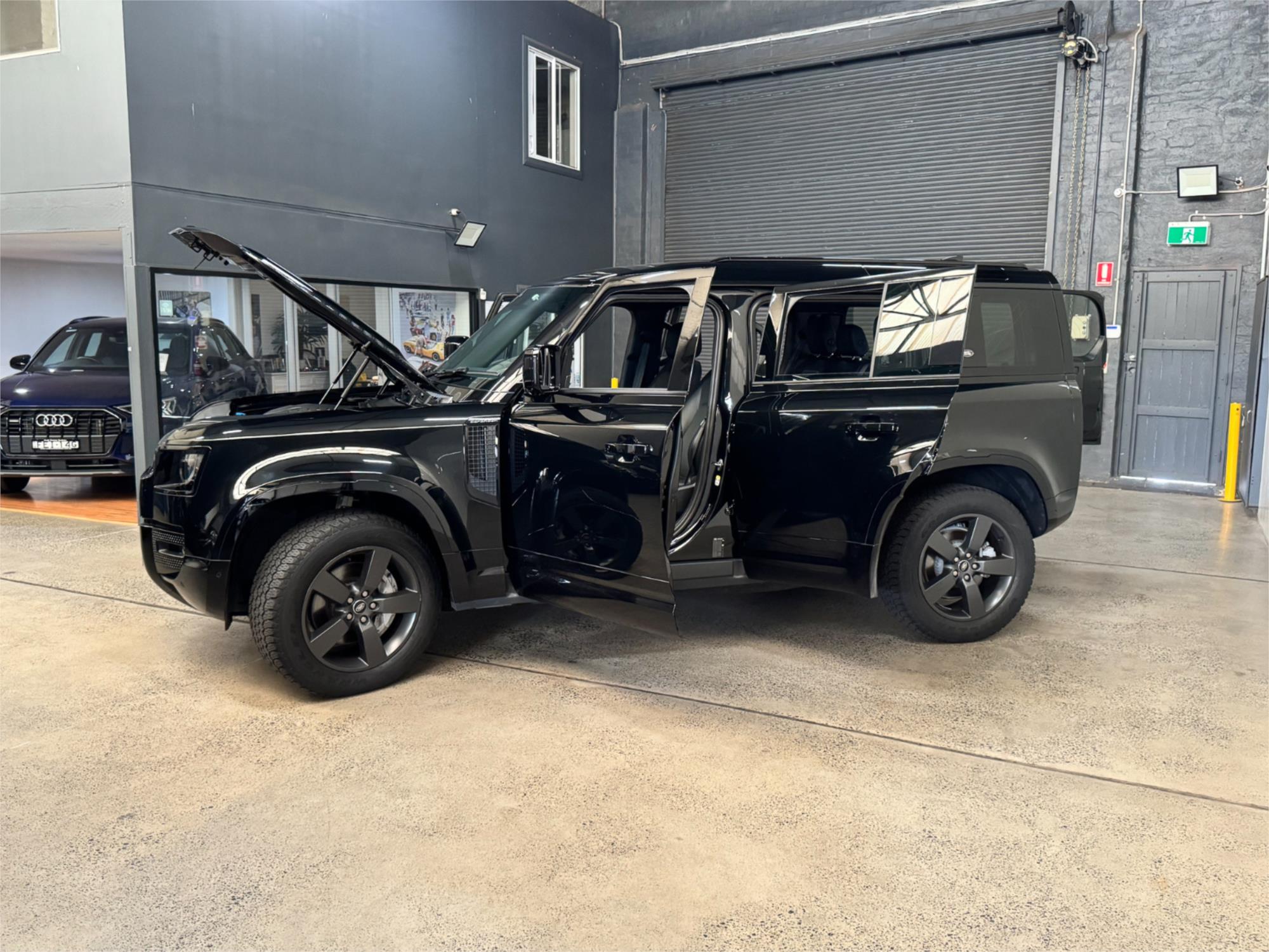 2023 LAND ROVER DEFENDER L663 MY23.5 110 P400 X-DYNAMIC HSE (294KW) 8 SP AUTOMATIC 5D WAGON