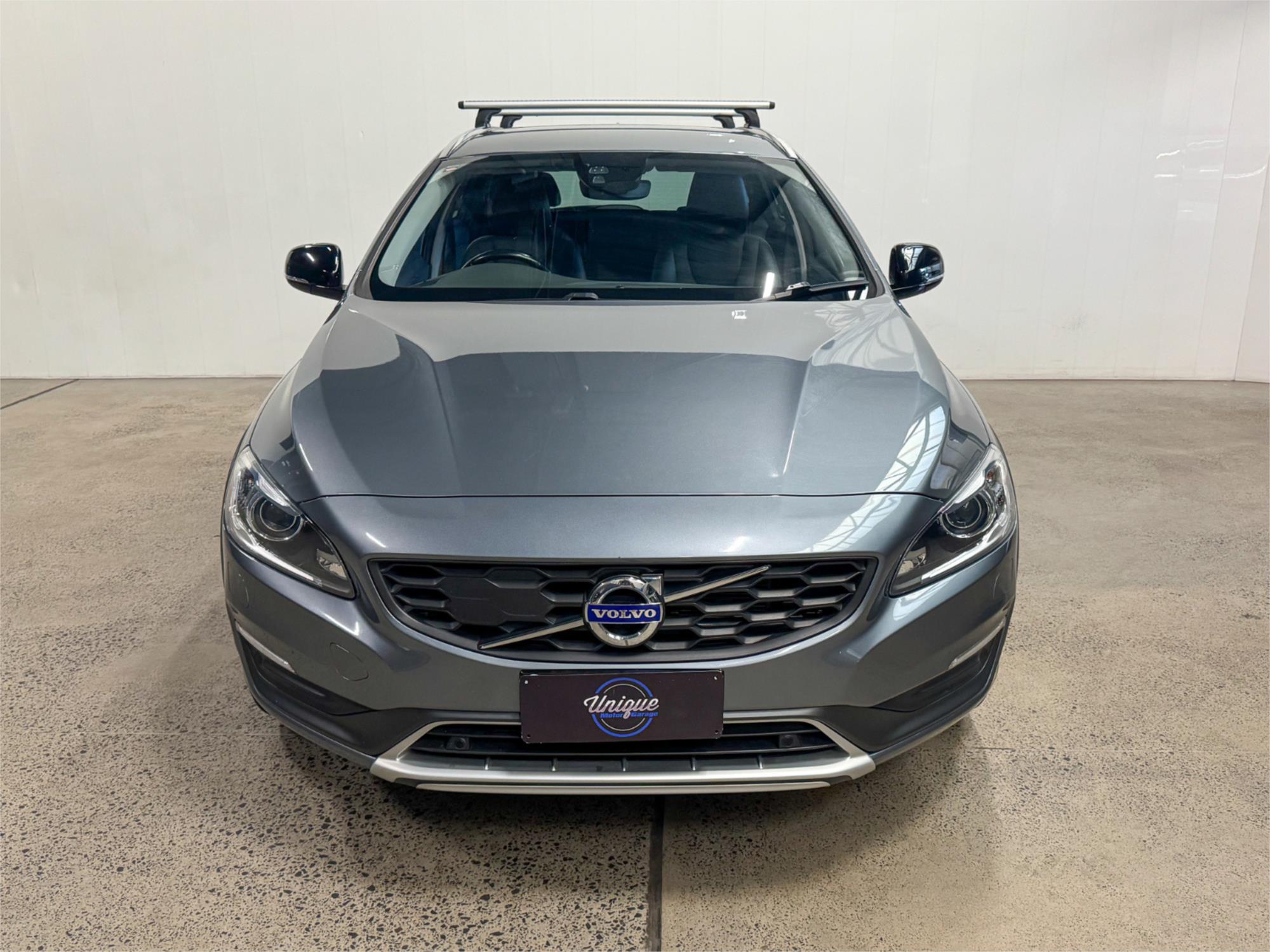2015 VOLVO V60 F MY16 D4 LUXURY CROSS COUNTRY 6 SP AUTOMATIC 4D WAGON