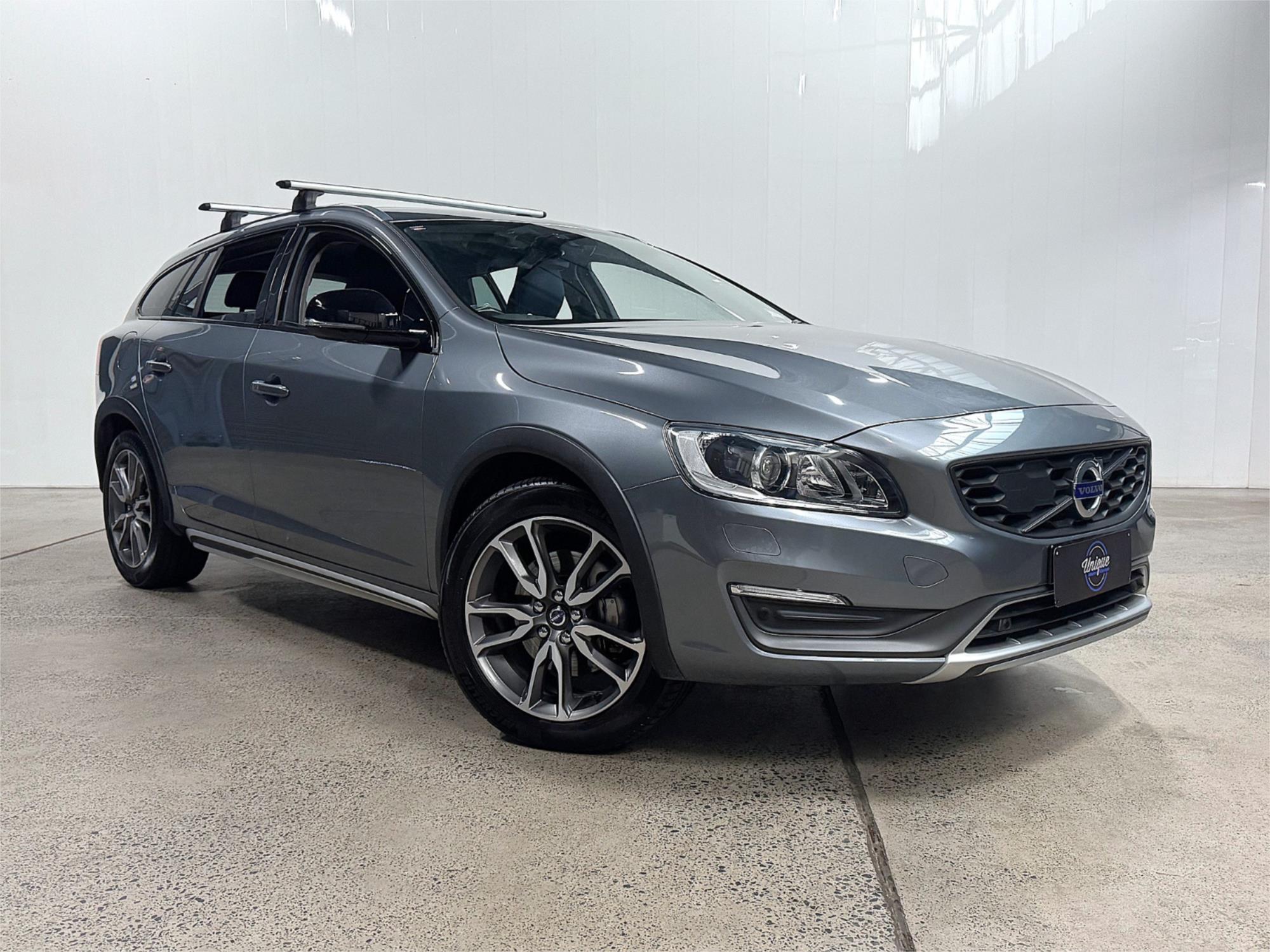 2015 VOLVO V60 F MY16 D4 LUXURY CROSS COUNTRY 6 SP AUTOMATIC 4D WAGON