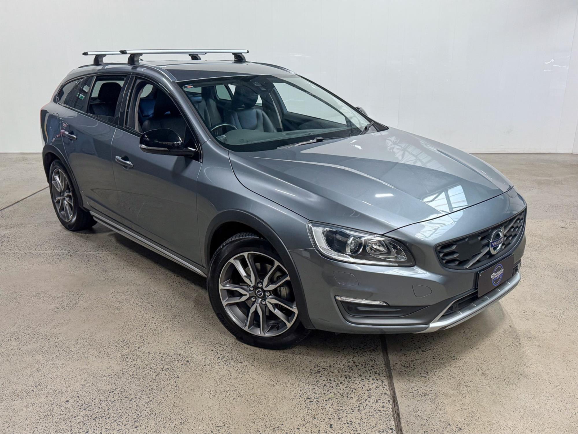 2015 VOLVO V60 F MY16 D4 LUXURY CROSS COUNTRY 6 SP AUTOMATIC 4D WAGON