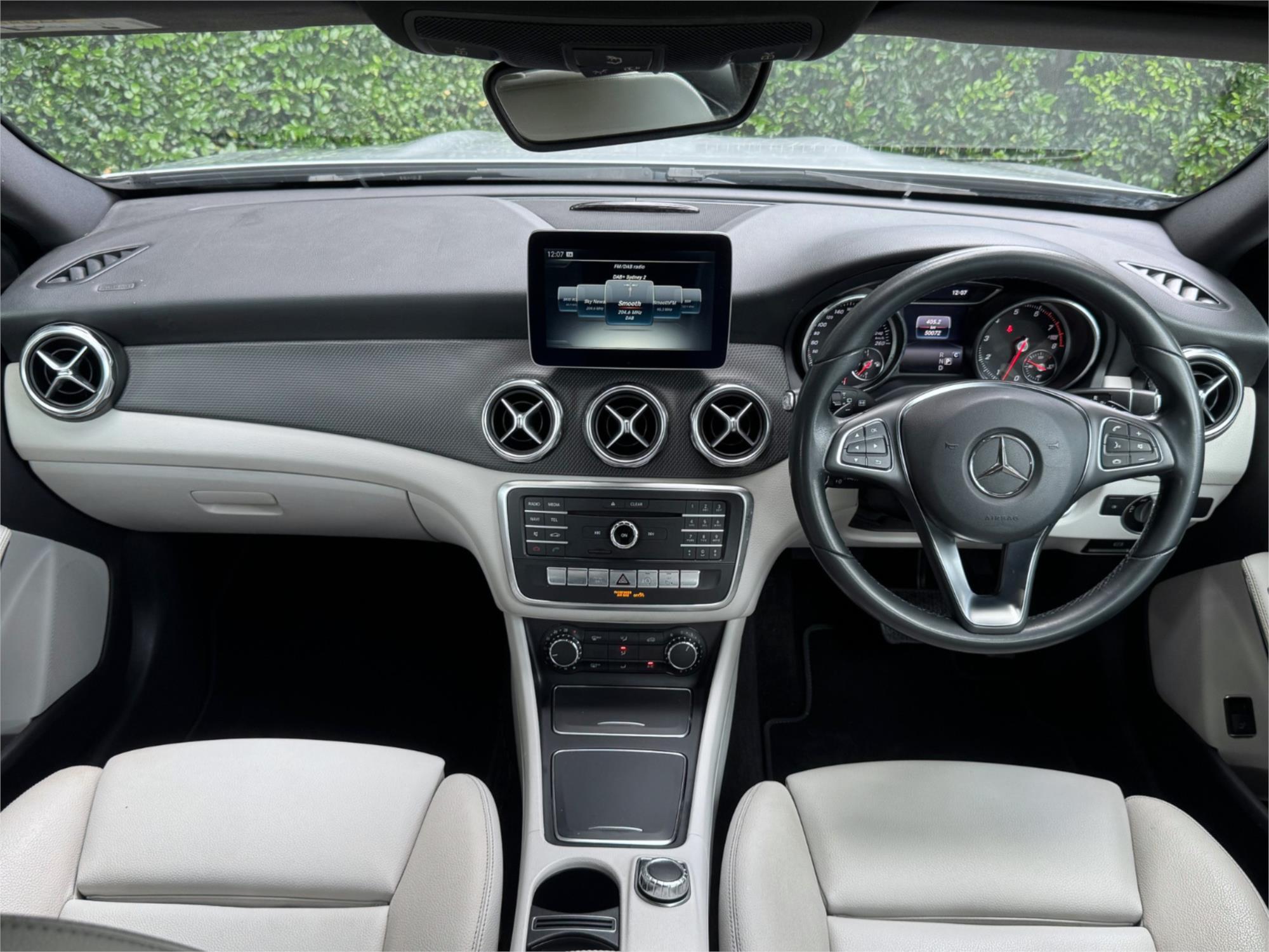 2017 MERCEDES-BENZ GLA X156 MY17.5 180 7 SP AUTO DUAL CLUTCH 4D WAGON