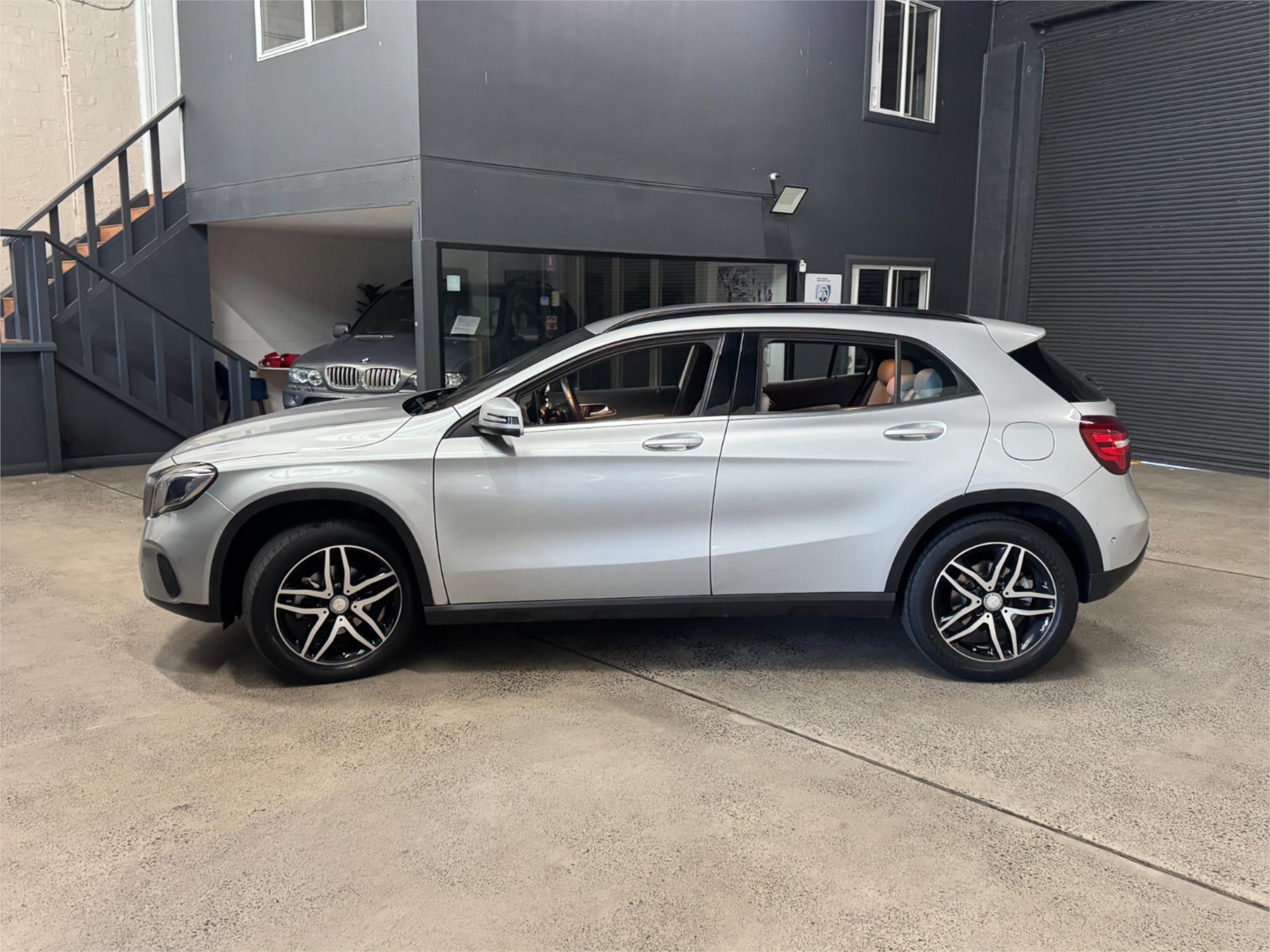 2017 MERCEDES-BENZ GLA X156 MY17.5 180 7 SP AUTO DUAL CLUTCH 4D WAGON