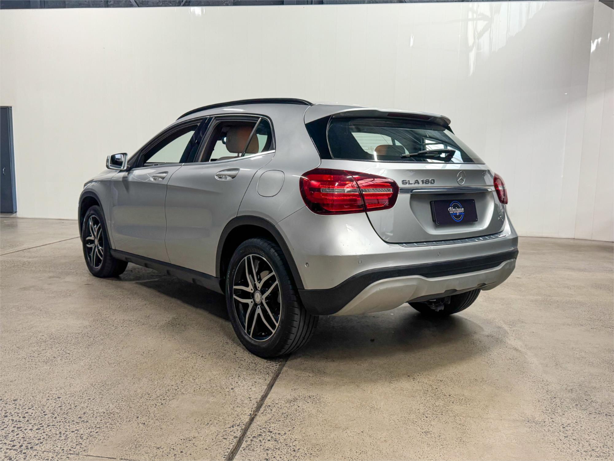 2017 MERCEDES-BENZ GLA X156 MY17.5 180 7 SP AUTO DUAL CLUTCH 4D WAGON