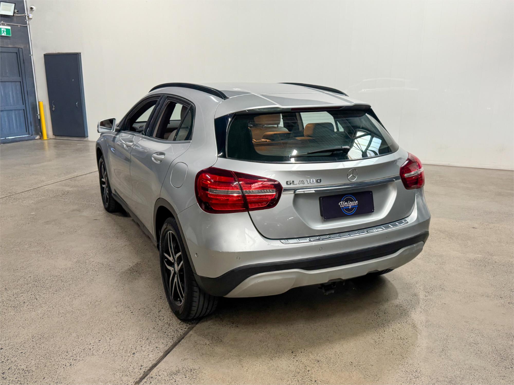 2017 MERCEDES-BENZ GLA X156 MY17.5 180 7 SP AUTO DUAL CLUTCH 4D WAGON