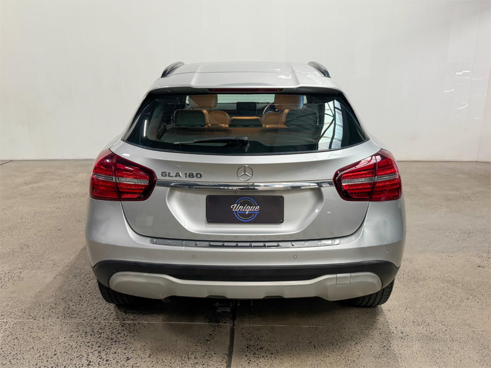 2017 MERCEDES-BENZ GLA X156 MY17.5 180 7 SP AUTO DUAL CLUTCH 4D WAGON