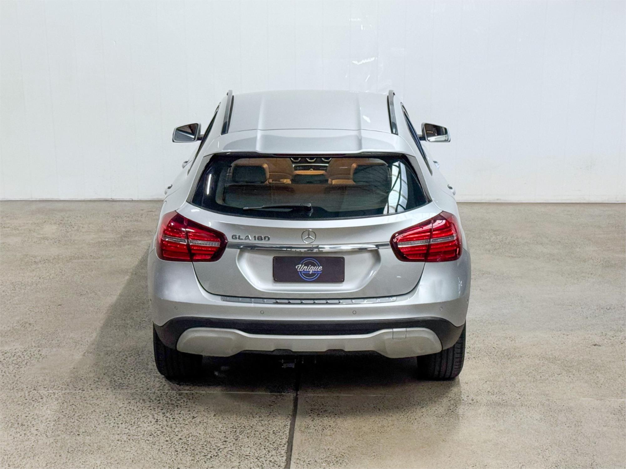 2017 MERCEDES-BENZ GLA X156 MY17.5 180 7 SP AUTO DUAL CLUTCH 4D WAGON