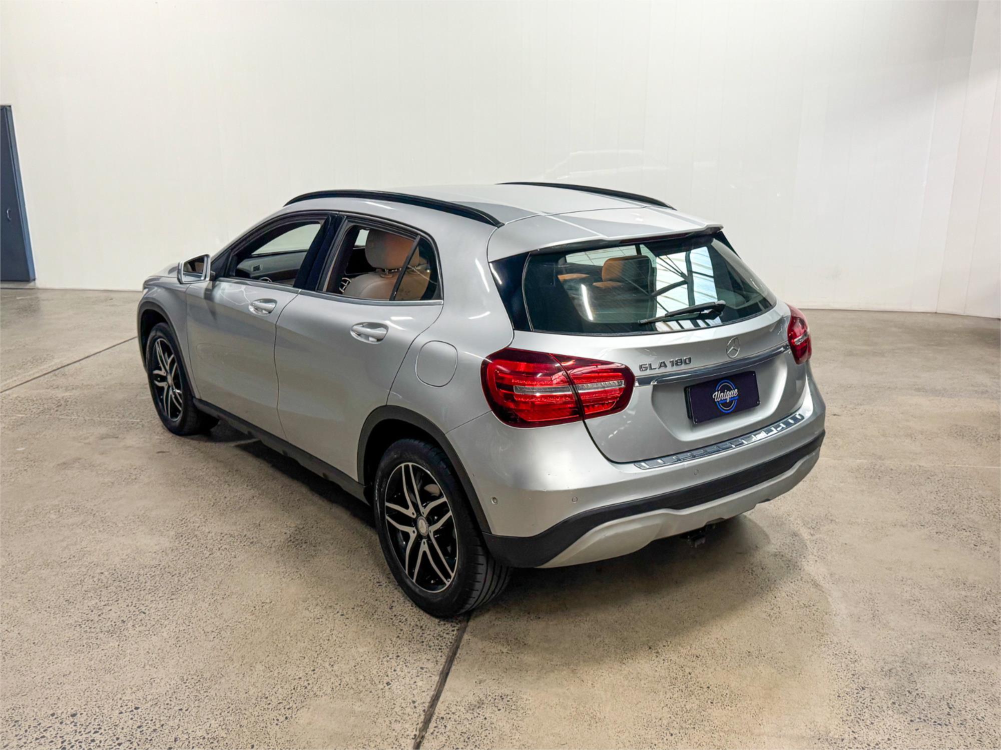 2017 MERCEDES-BENZ GLA X156 MY17.5 180 7 SP AUTO DUAL CLUTCH 4D WAGON