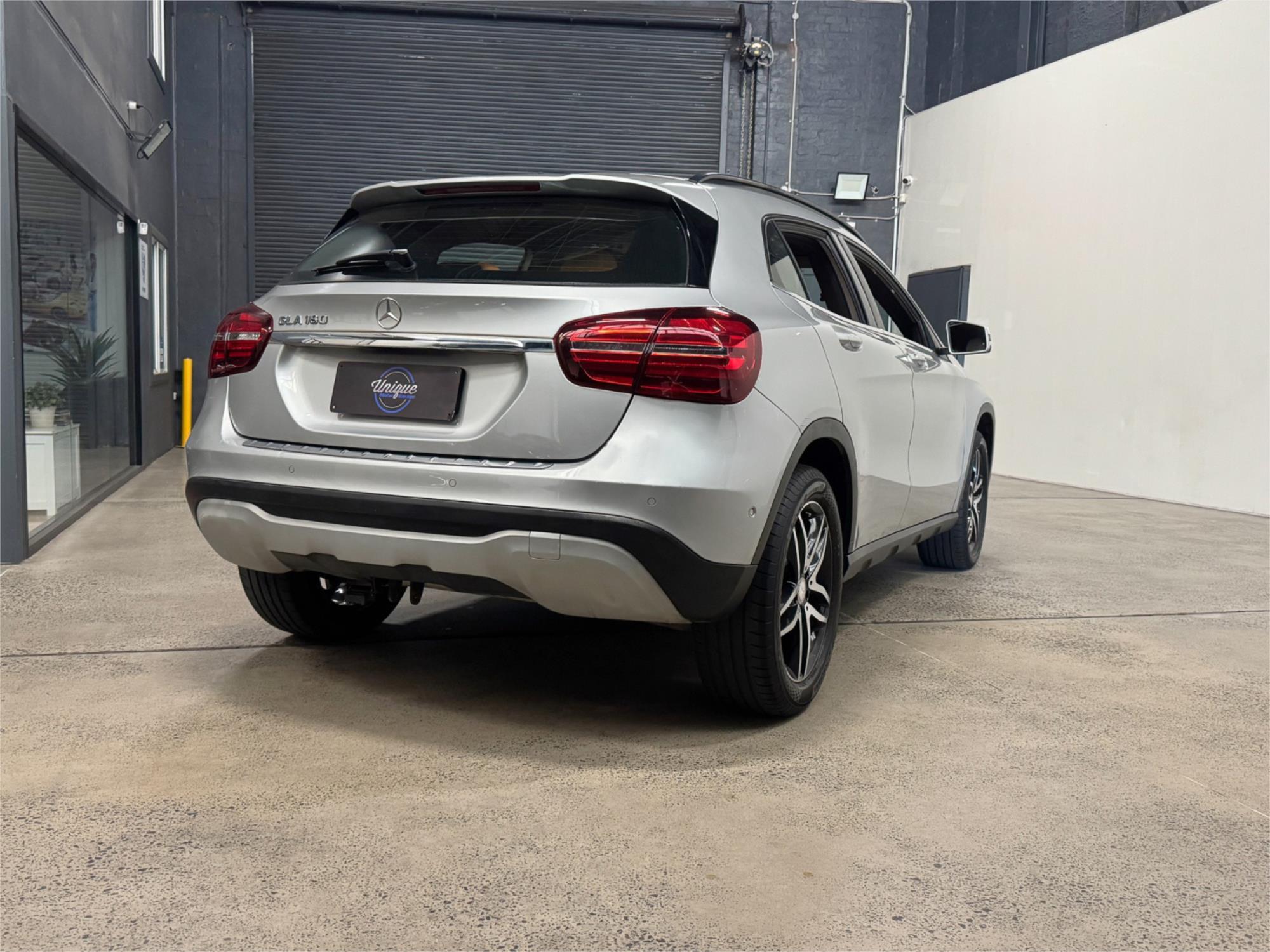 2017 MERCEDES-BENZ GLA X156 MY17.5 180 7 SP AUTO DUAL CLUTCH 4D WAGON