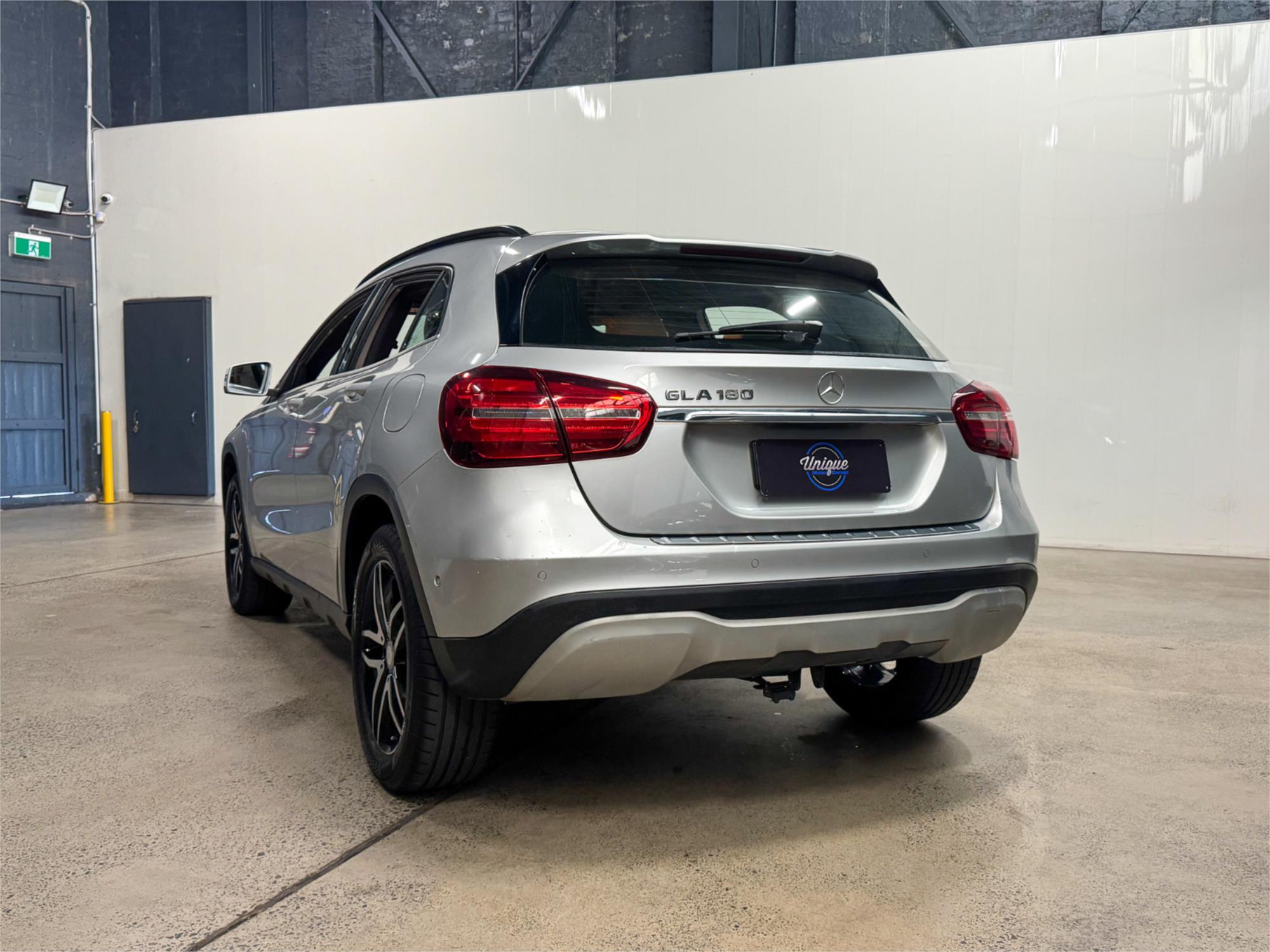 2017 MERCEDES-BENZ GLA X156 MY17.5 180 7 SP AUTO DUAL CLUTCH 4D WAGON