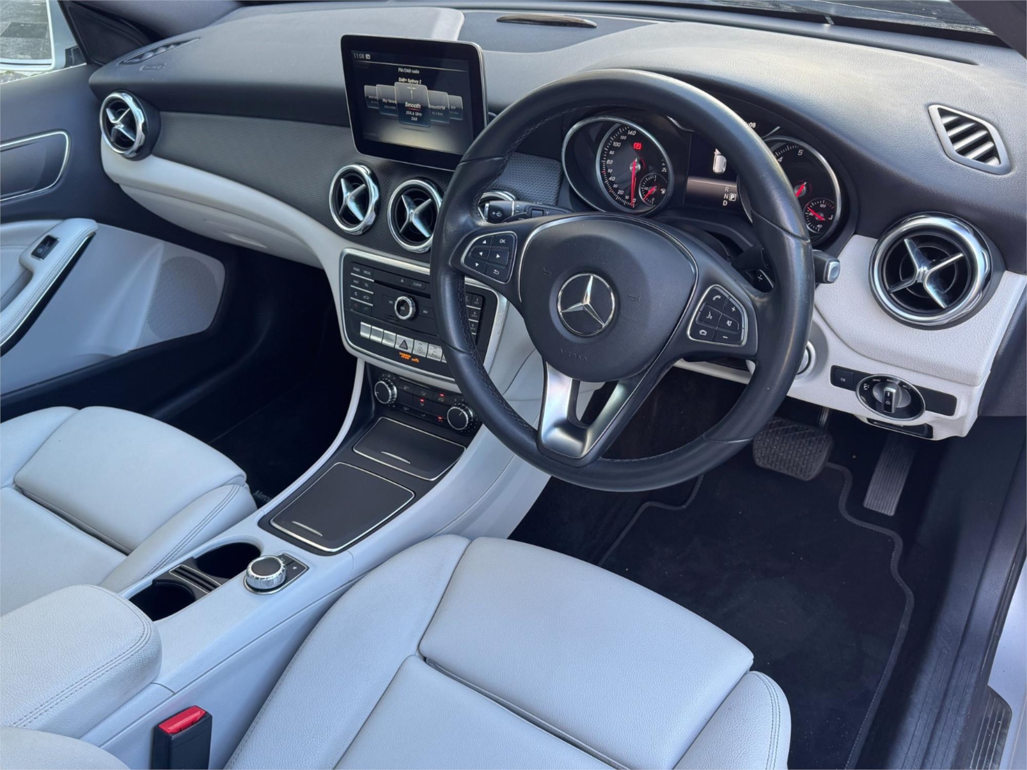 2017 MERCEDES-BENZ GLA X156 MY17.5 180 7 SP AUTO DUAL CLUTCH 4D WAGON