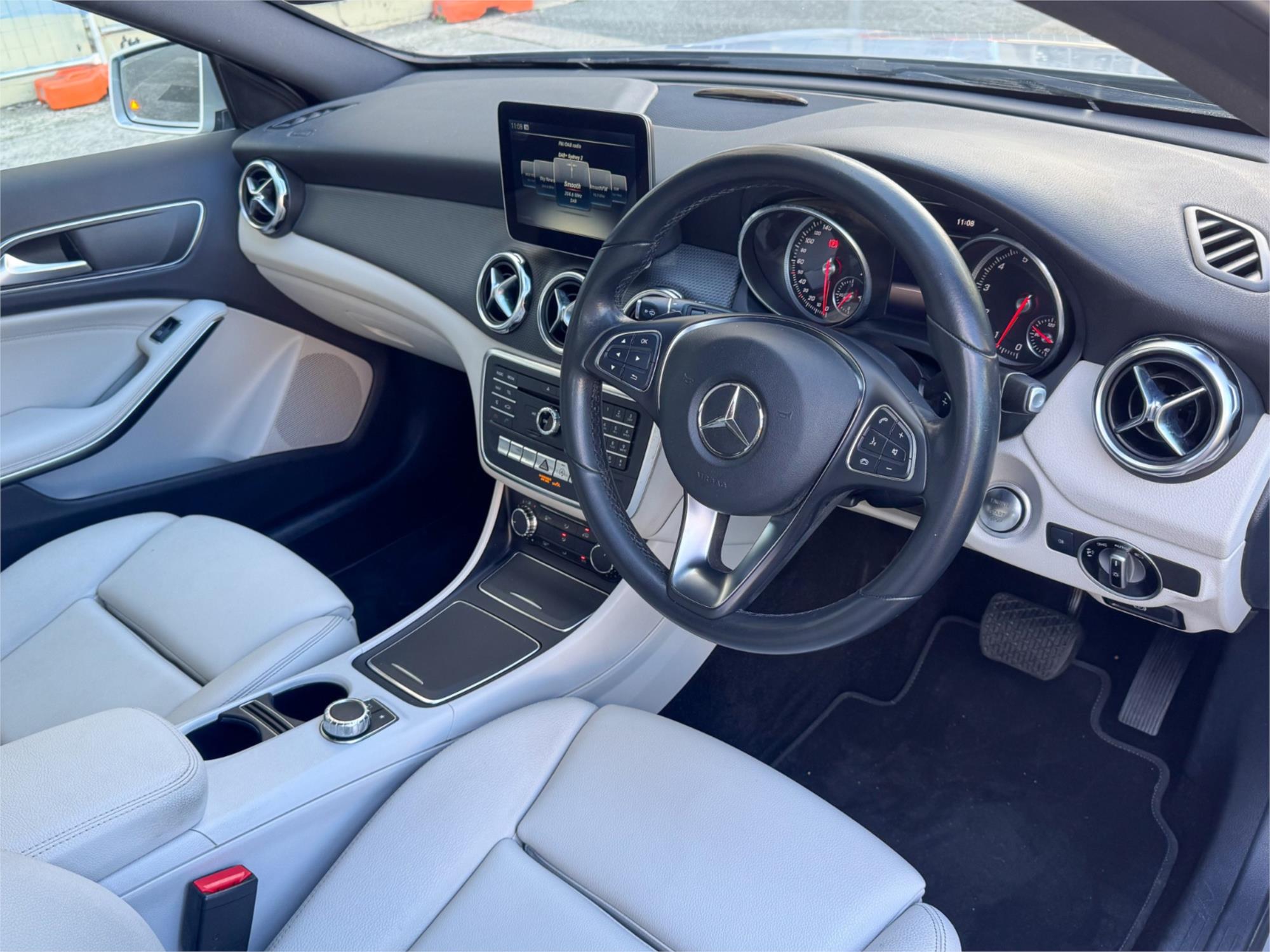 2017 MERCEDES-BENZ GLA X156 MY17.5 180 7 SP AUTO DUAL CLUTCH 4D WAGON