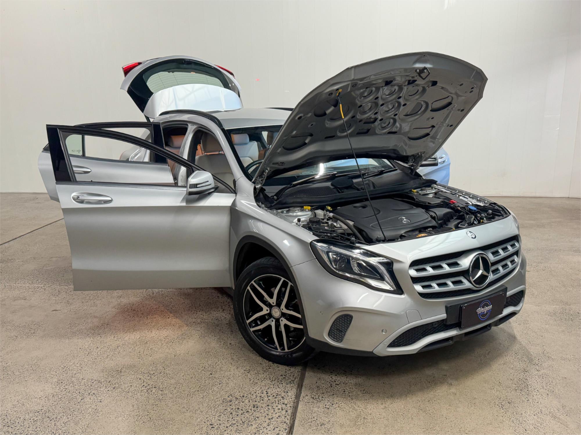 2017 MERCEDES-BENZ GLA X156 MY17.5 180 7 SP AUTO DUAL CLUTCH 4D WAGON