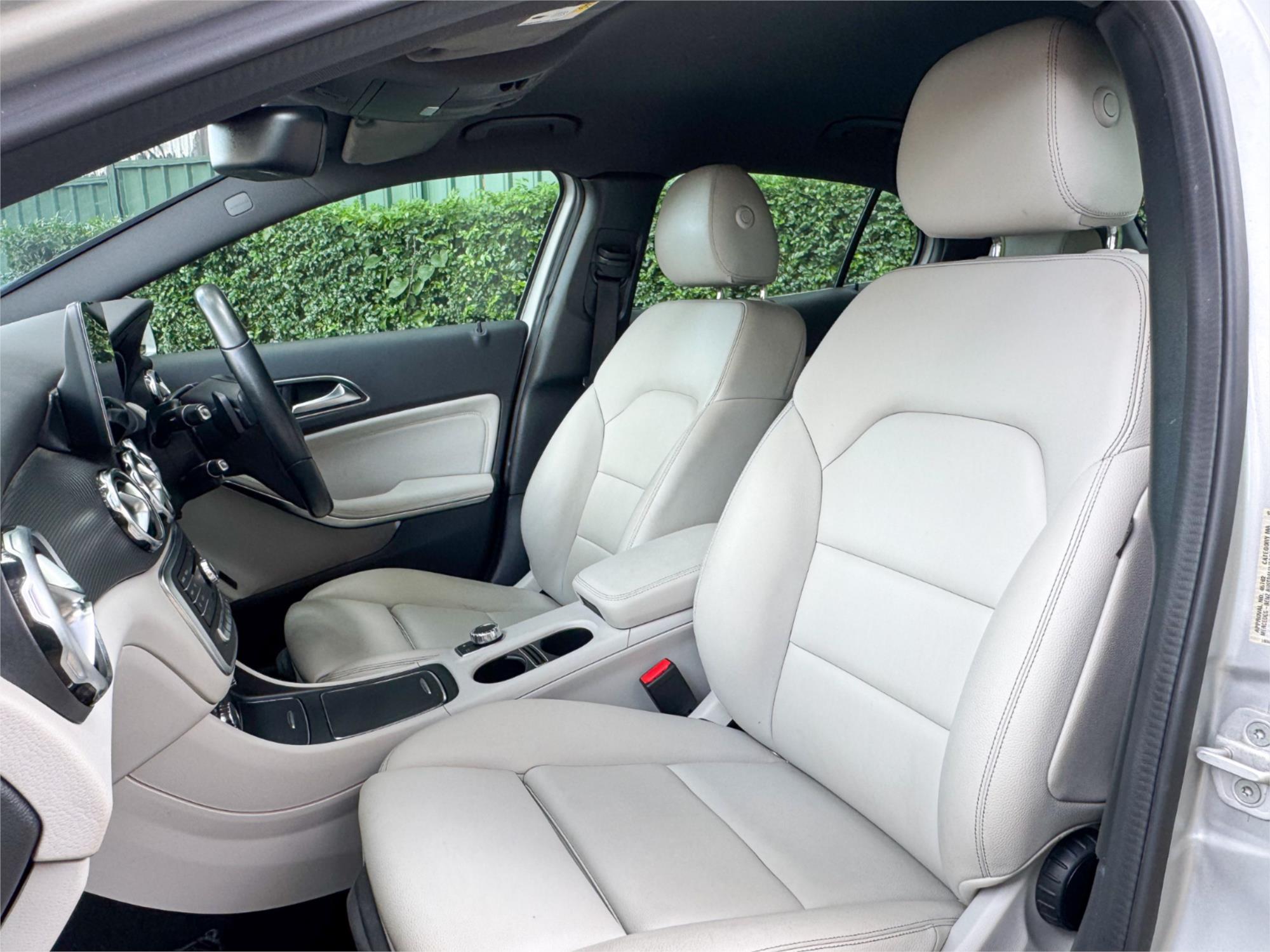 2017 MERCEDES-BENZ GLA X156 MY17.5 180 7 SP AUTO DUAL CLUTCH 4D WAGON