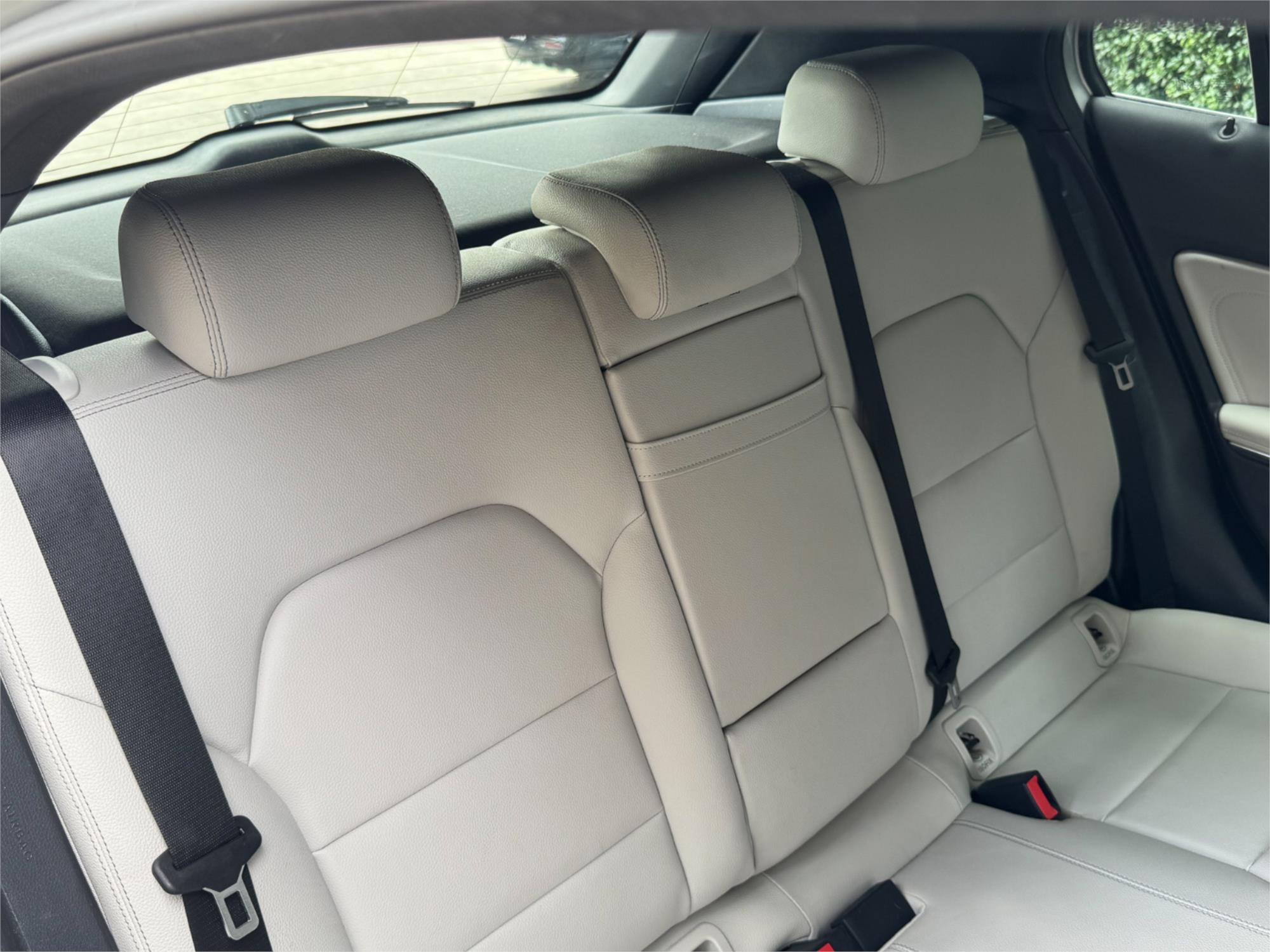 2017 MERCEDES-BENZ GLA X156 MY17.5 180 7 SP AUTO DUAL CLUTCH 4D WAGON