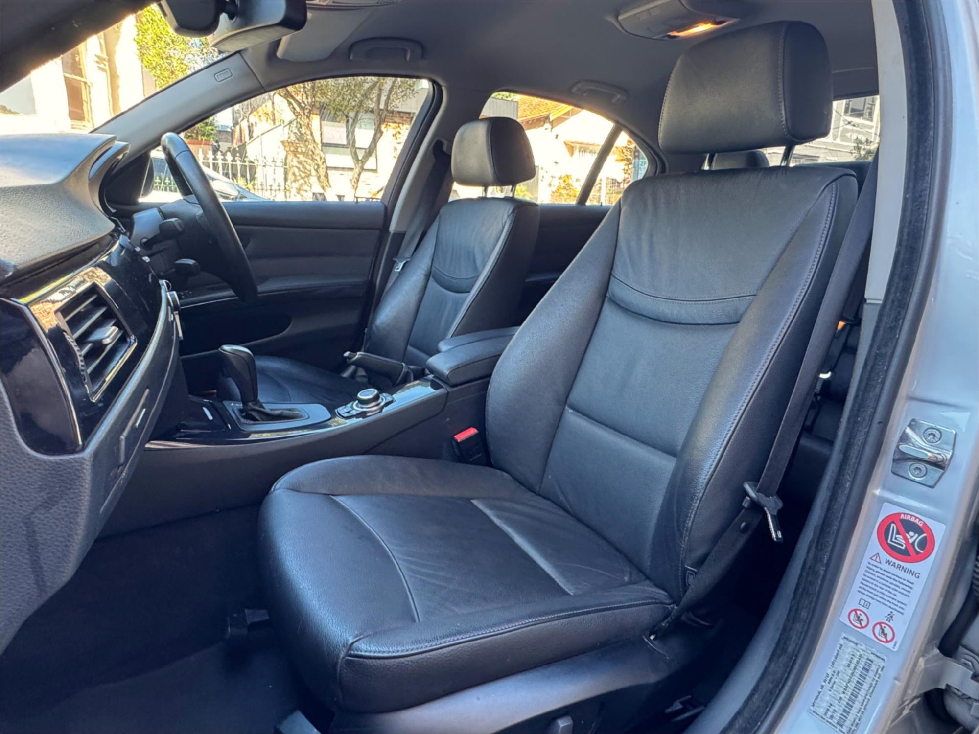 2010 BMW 3 E90 MY10 20D LIFESTYLE 6 SP AUTOMATIC STEPTRONIC 4D SEDAN