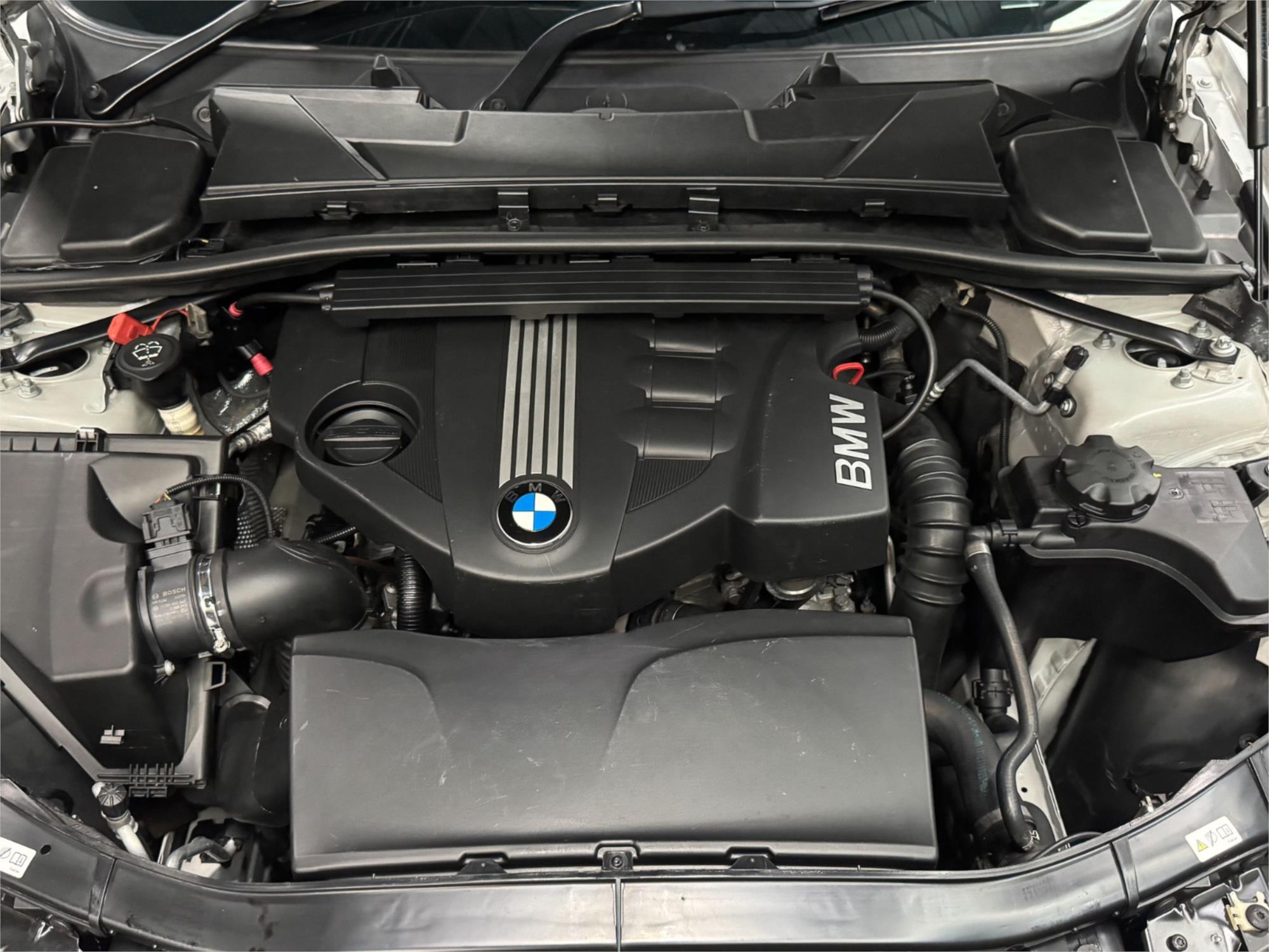 2010 BMW 3 E90 MY10 20D LIFESTYLE 6 SP AUTOMATIC STEPTRONIC 4D SEDAN
