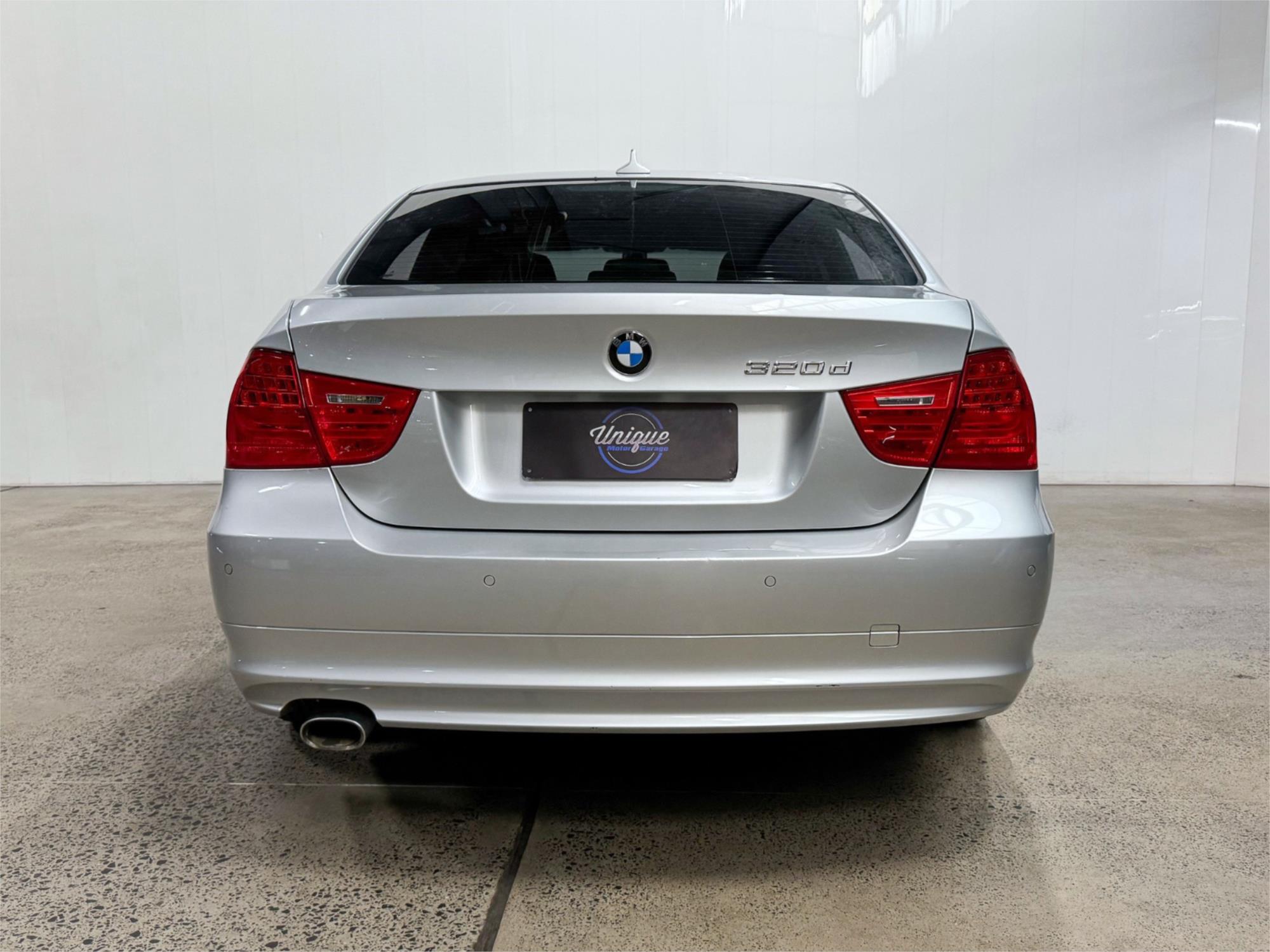 2010 BMW 3 E90 MY10 20D LIFESTYLE 6 SP AUTOMATIC STEPTRONIC 4D SEDAN
