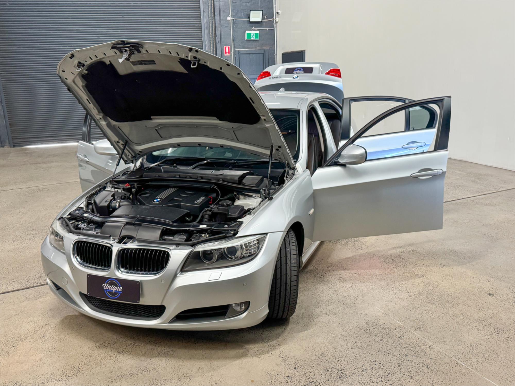 2010 BMW 3 E90 MY10 20D LIFESTYLE 6 SP AUTOMATIC STEPTRONIC 4D SEDAN