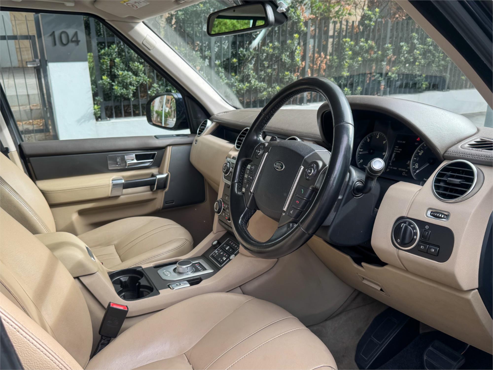 2015 LAND ROVER DISCOVERY MY16 3.0 TDV6 8 SP AUTOMATIC 4D WAGON
