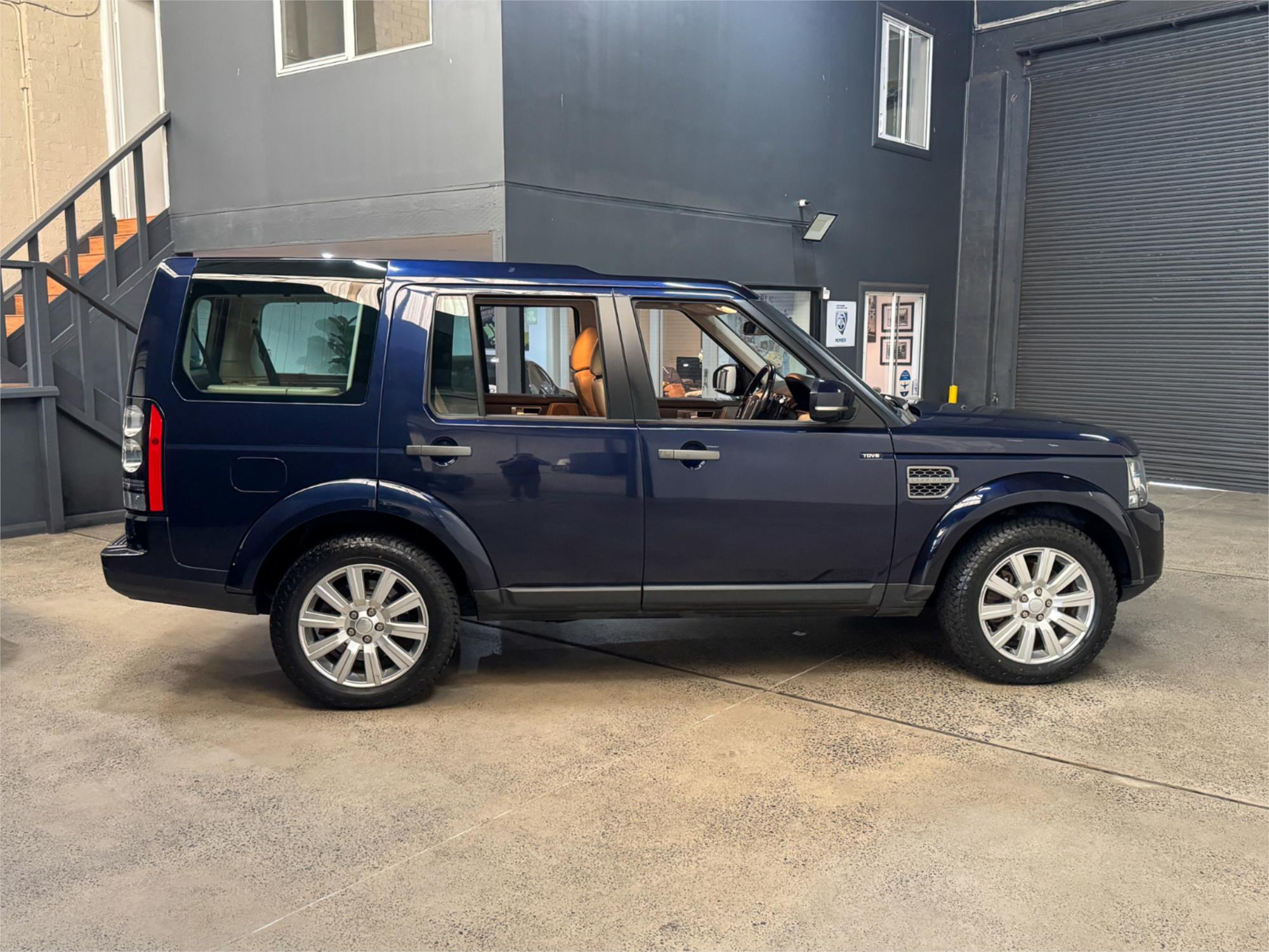 2015 LAND ROVER DISCOVERY MY16 3.0 TDV6 8 SP AUTOMATIC 4D WAGON