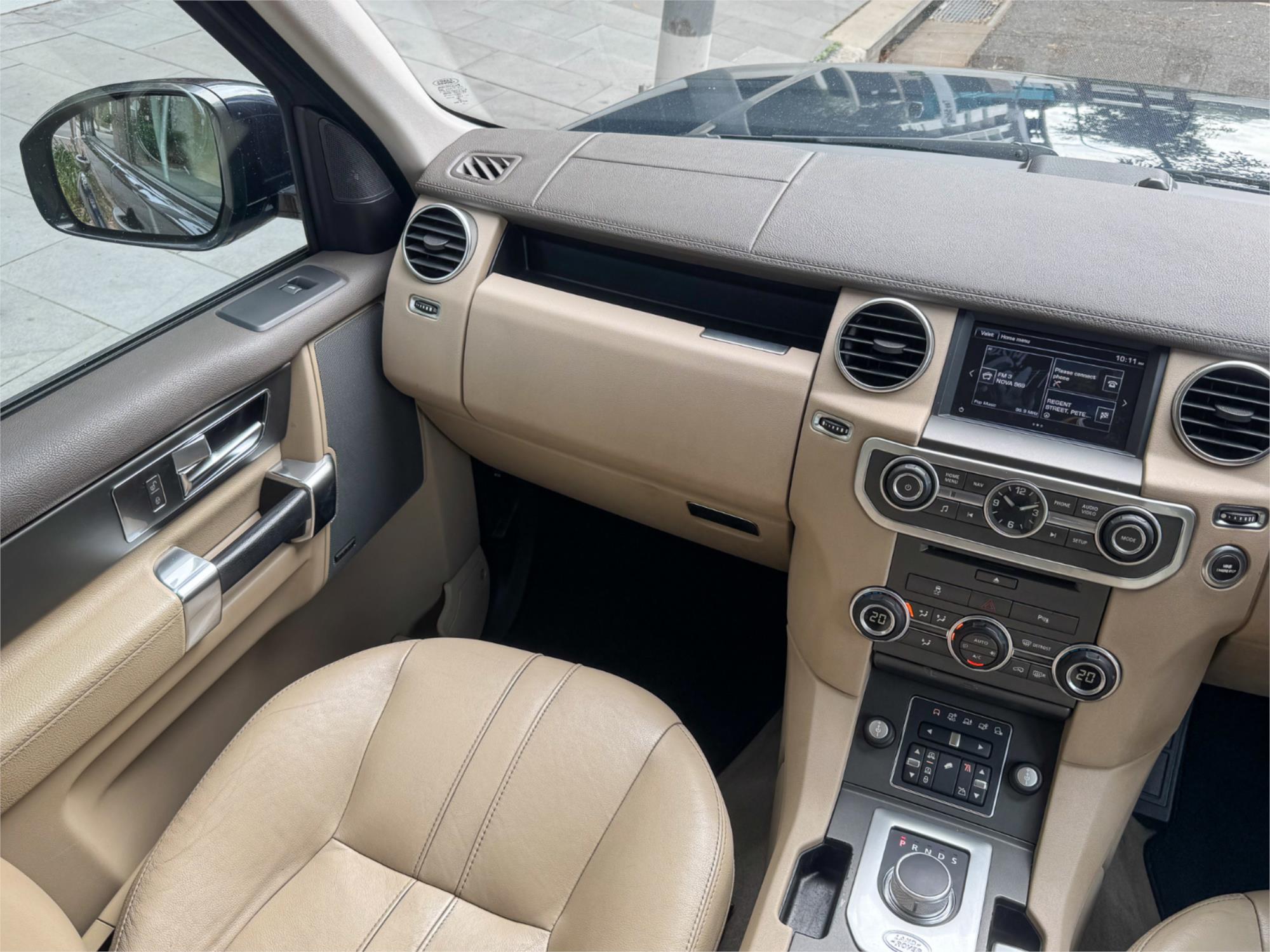 2015 LAND ROVER DISCOVERY MY16 3.0 TDV6 8 SP AUTOMATIC 4D WAGON
