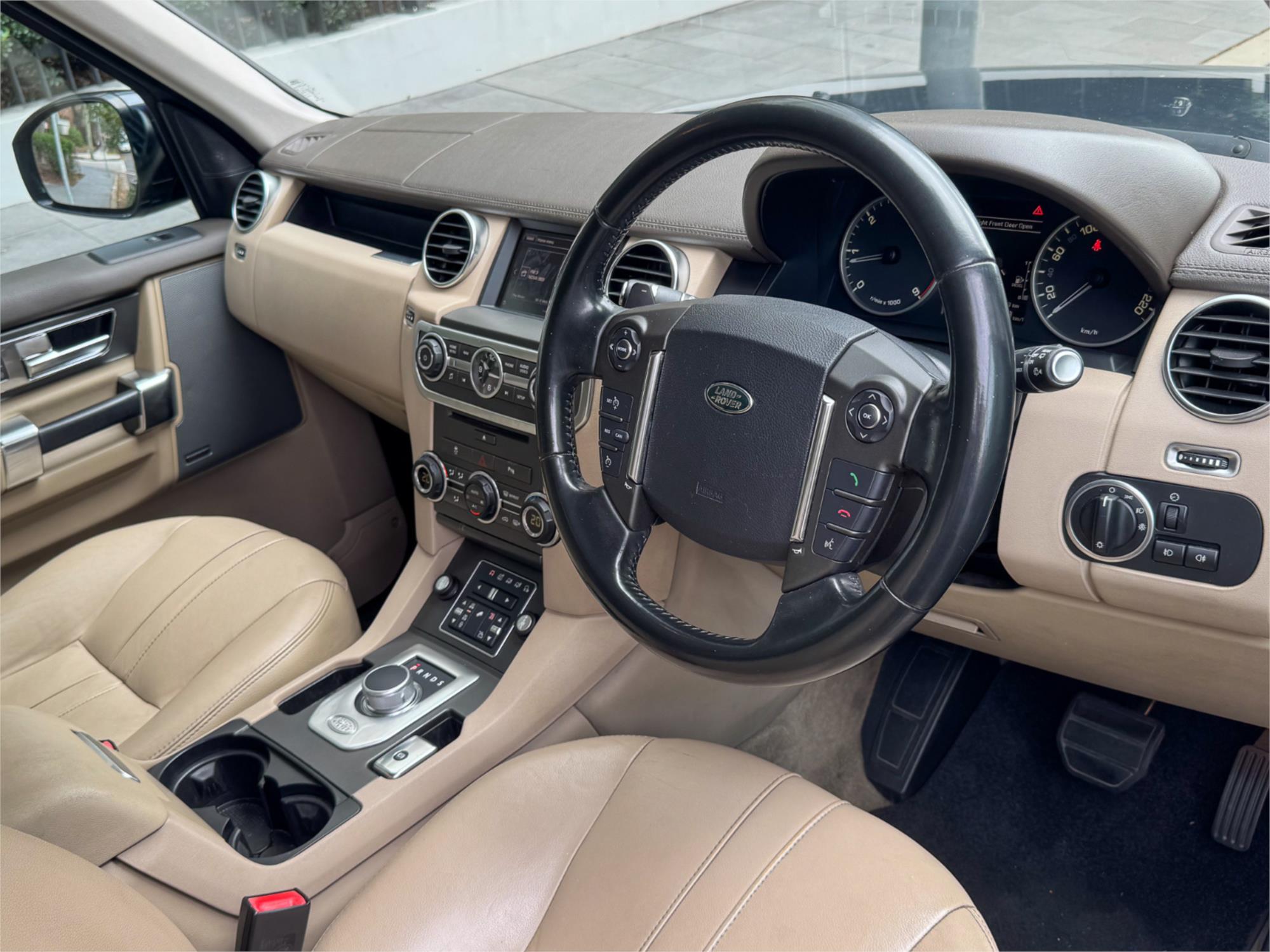 2015 LAND ROVER DISCOVERY MY16 3.0 TDV6 8 SP AUTOMATIC 4D WAGON
