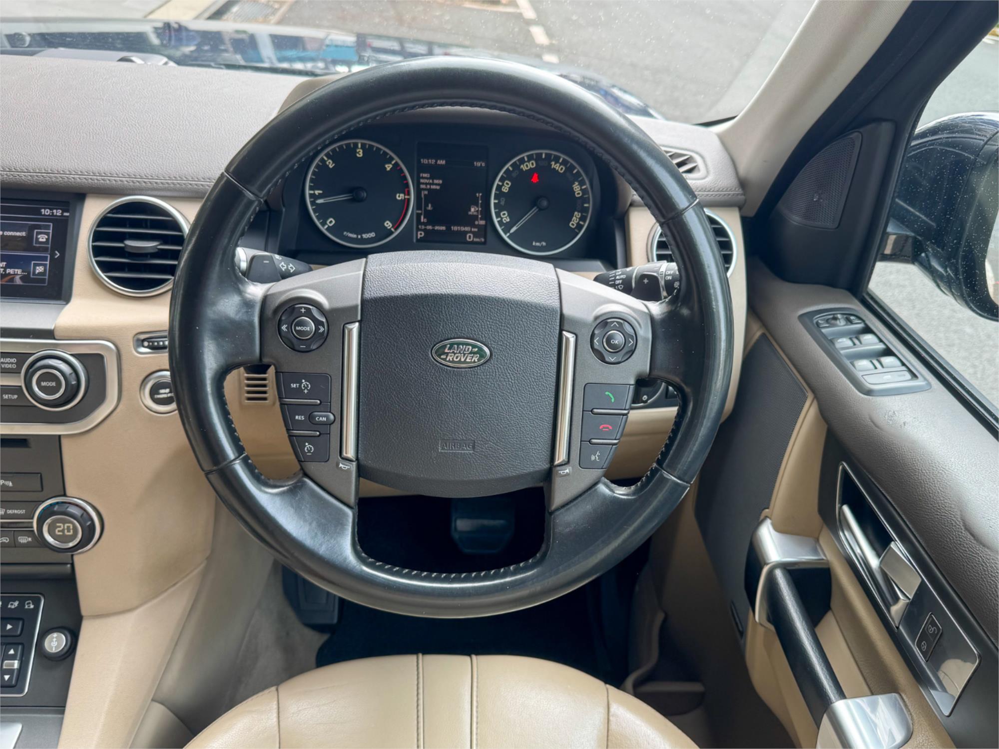 2015 LAND ROVER DISCOVERY MY16 3.0 TDV6 8 SP AUTOMATIC 4D WAGON