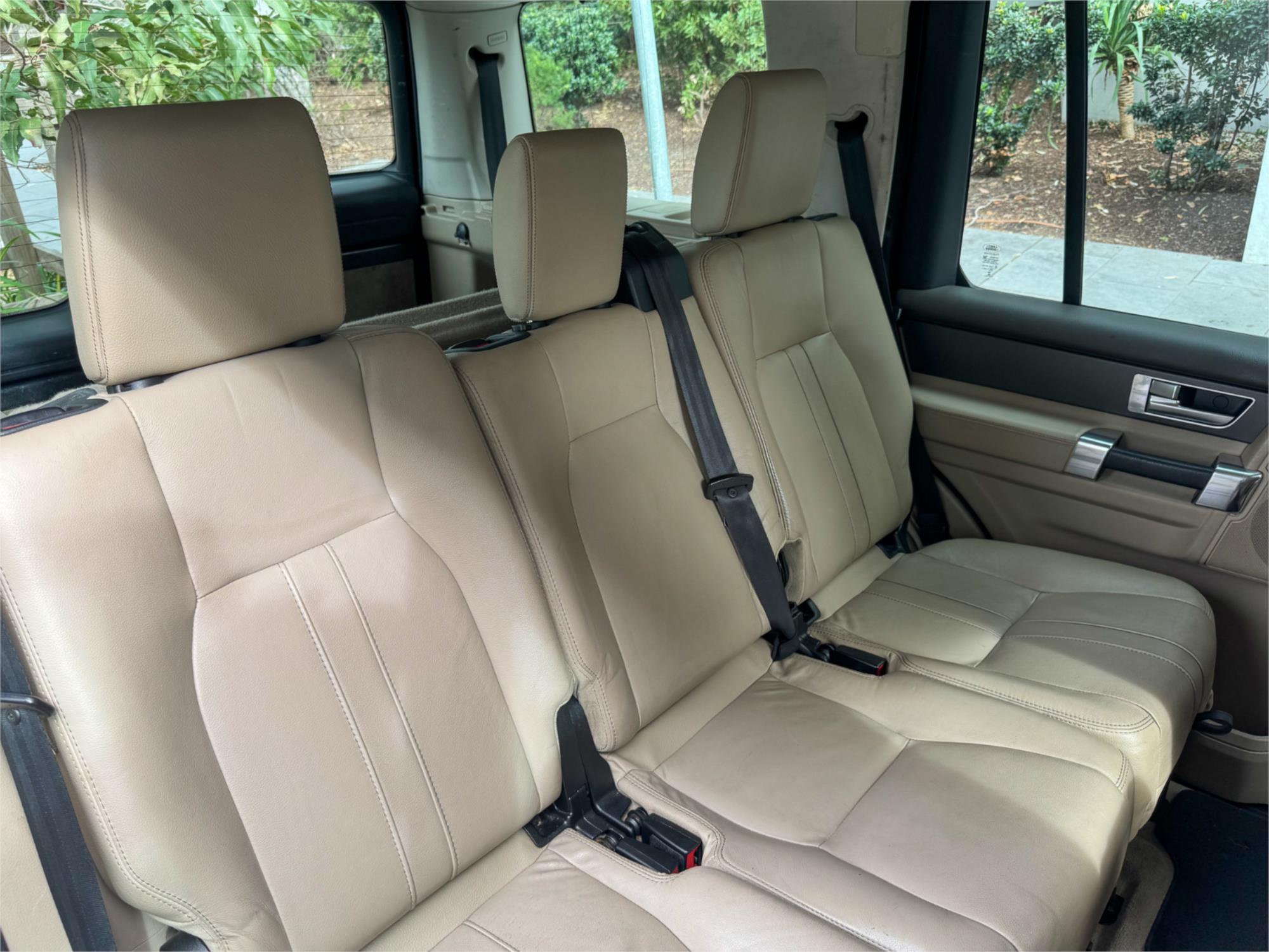 2015 LAND ROVER DISCOVERY MY16 3.0 TDV6 8 SP AUTOMATIC 4D WAGON