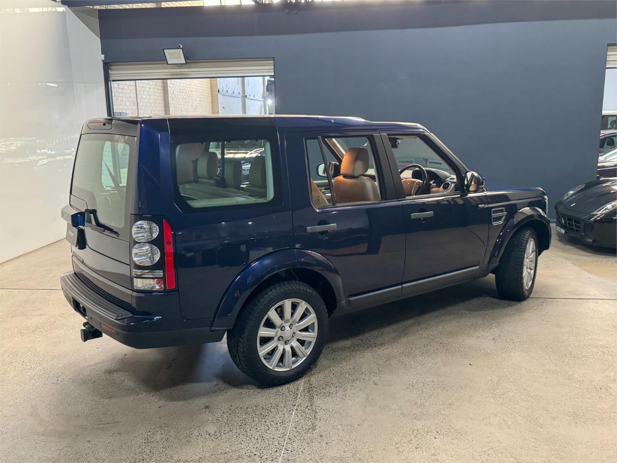 2015 LAND ROVER DISCOVERY MY16 3.0 TDV6 8 SP AUTOMATIC 4D WAGON