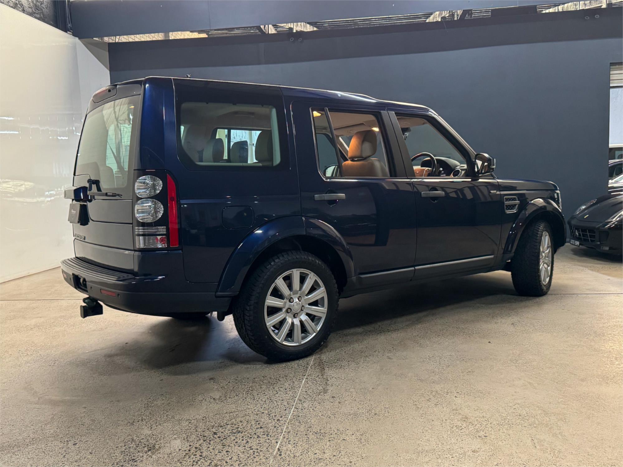 2015 LAND ROVER DISCOVERY MY16 3.0 TDV6 8 SP AUTOMATIC 4D WAGON