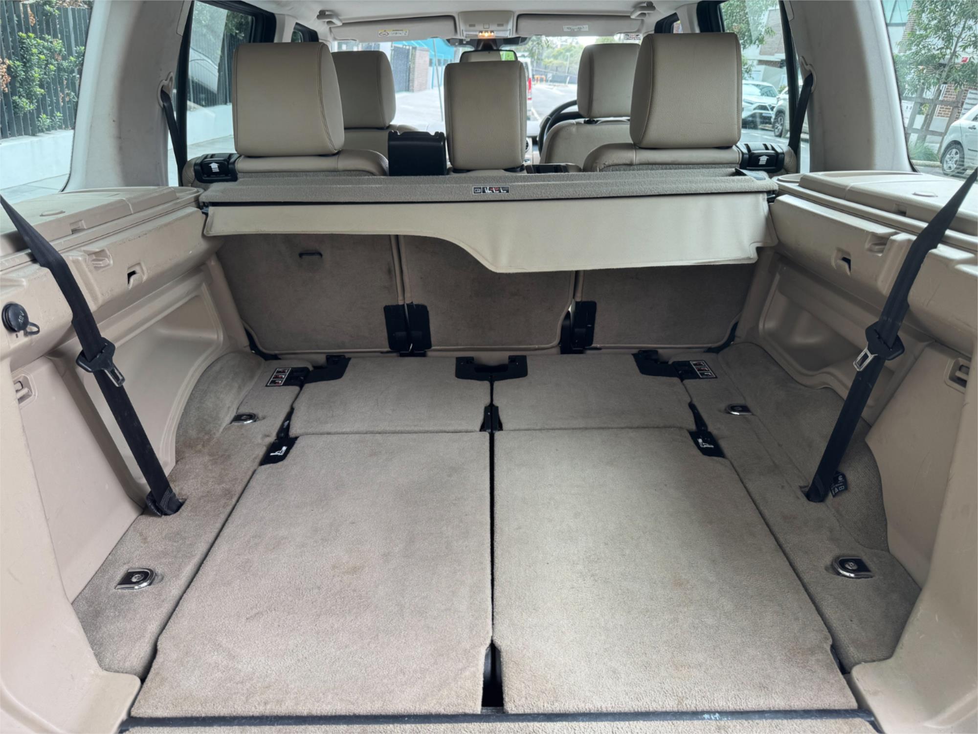 2015 LAND ROVER DISCOVERY MY16 3.0 TDV6 8 SP AUTOMATIC 4D WAGON