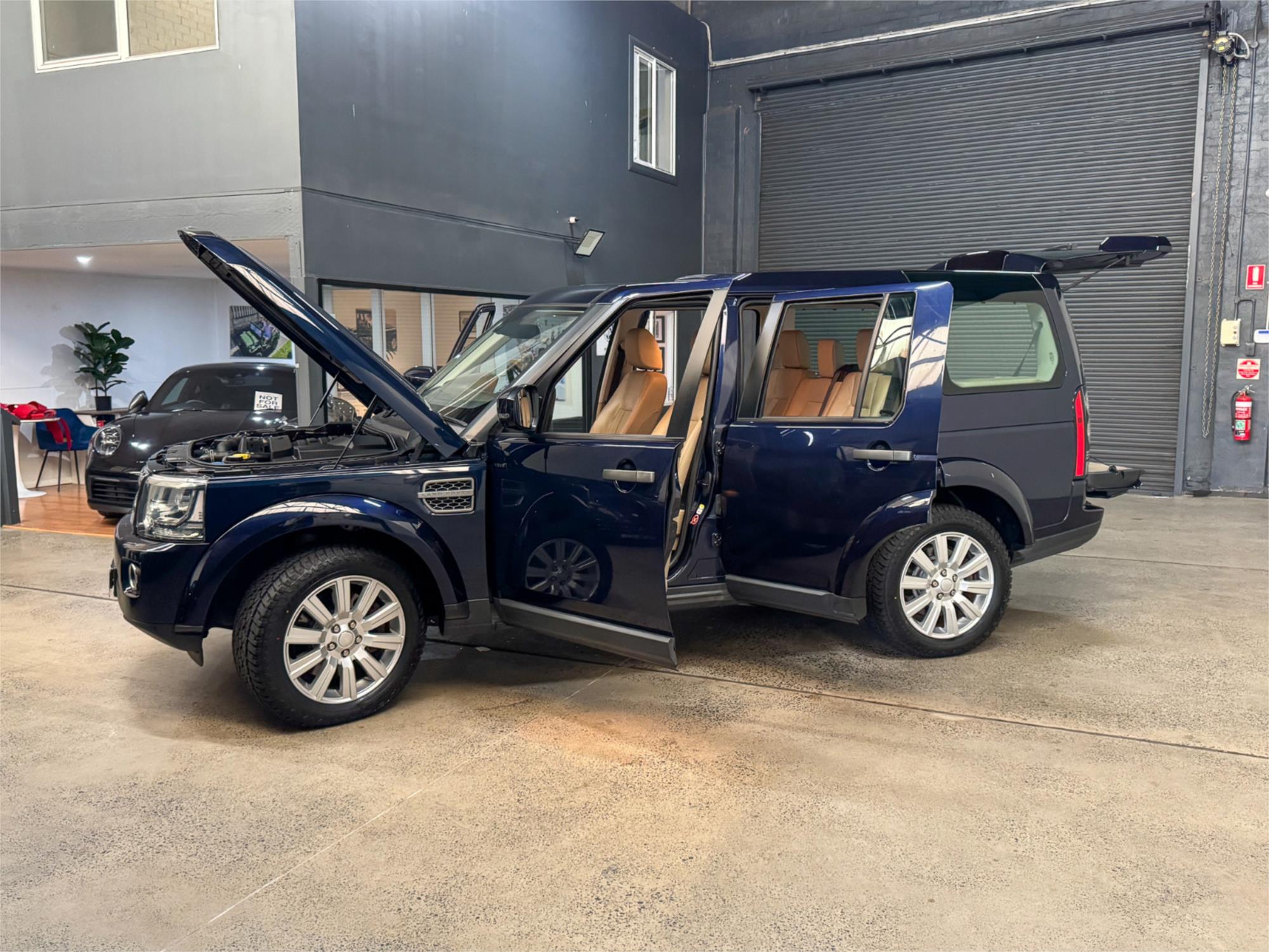 2015 LAND ROVER DISCOVERY MY16 3.0 TDV6 8 SP AUTOMATIC 4D WAGON