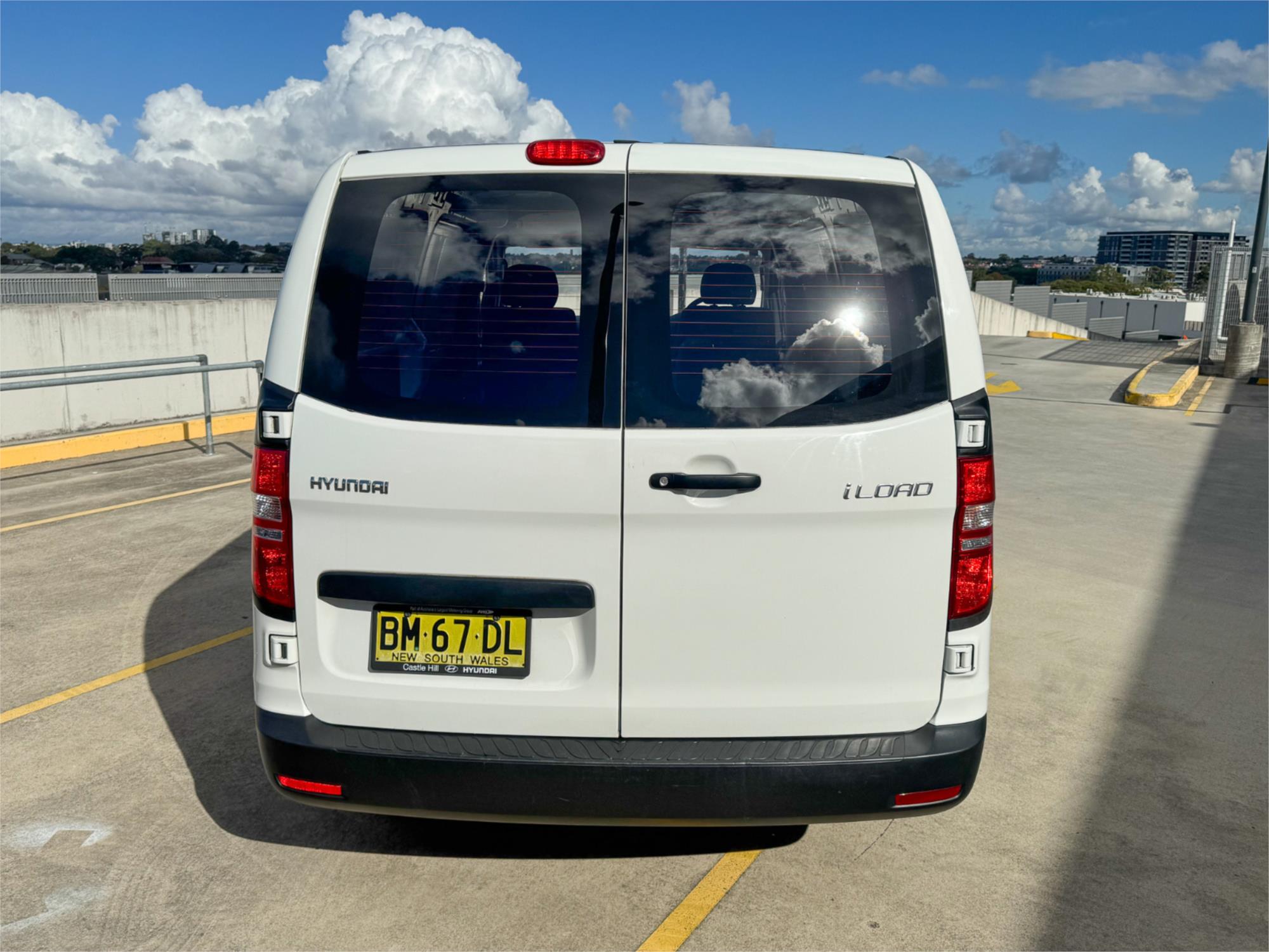 2011 HYUNDAI ILOAD TQ MY11 5 SP AUTOMATIC 4D VAN