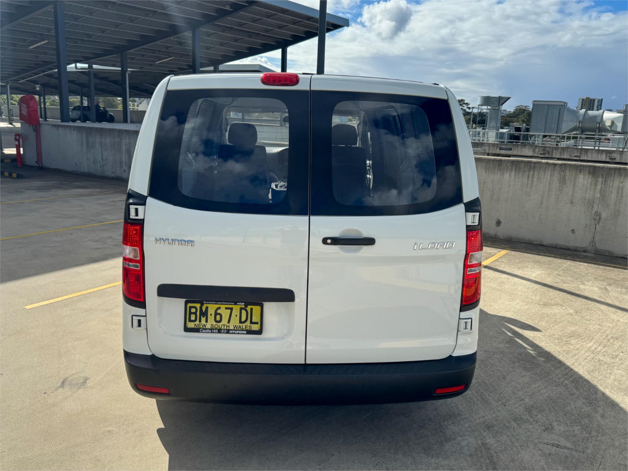 2011 HYUNDAI ILOAD TQ MY11 5 SP AUTOMATIC 4D VAN