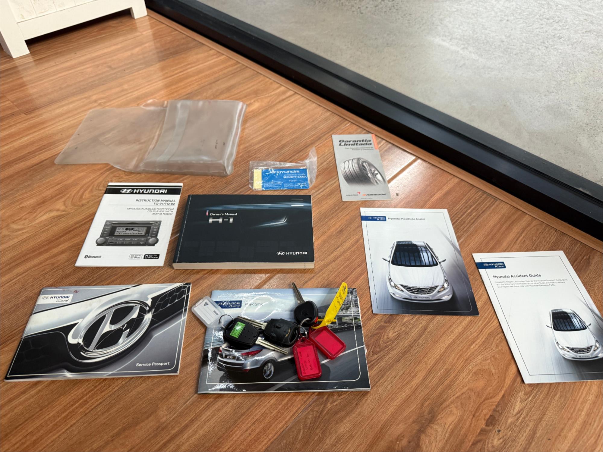 2011 HYUNDAI ILOAD TQ MY11 5 SP AUTOMATIC 4D VAN